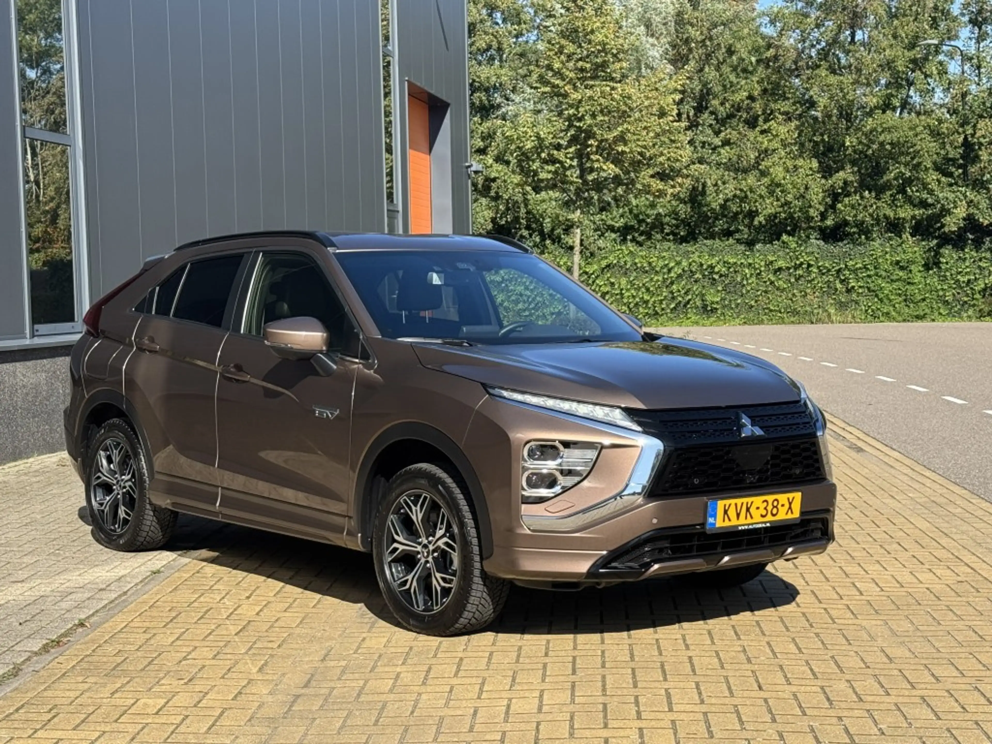 Mitsubishi Eclipse Cross 2.4 PHEV Executive — photo 5