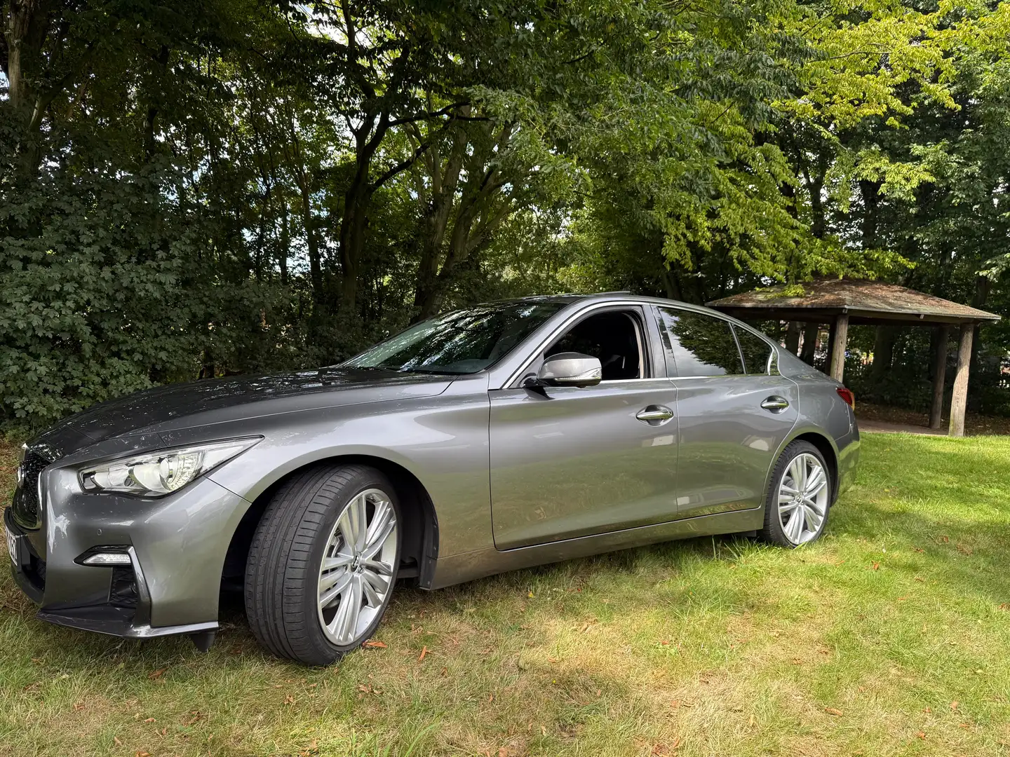 Infiniti Q50 2.2d Aut. Business Executive Grijs - 1