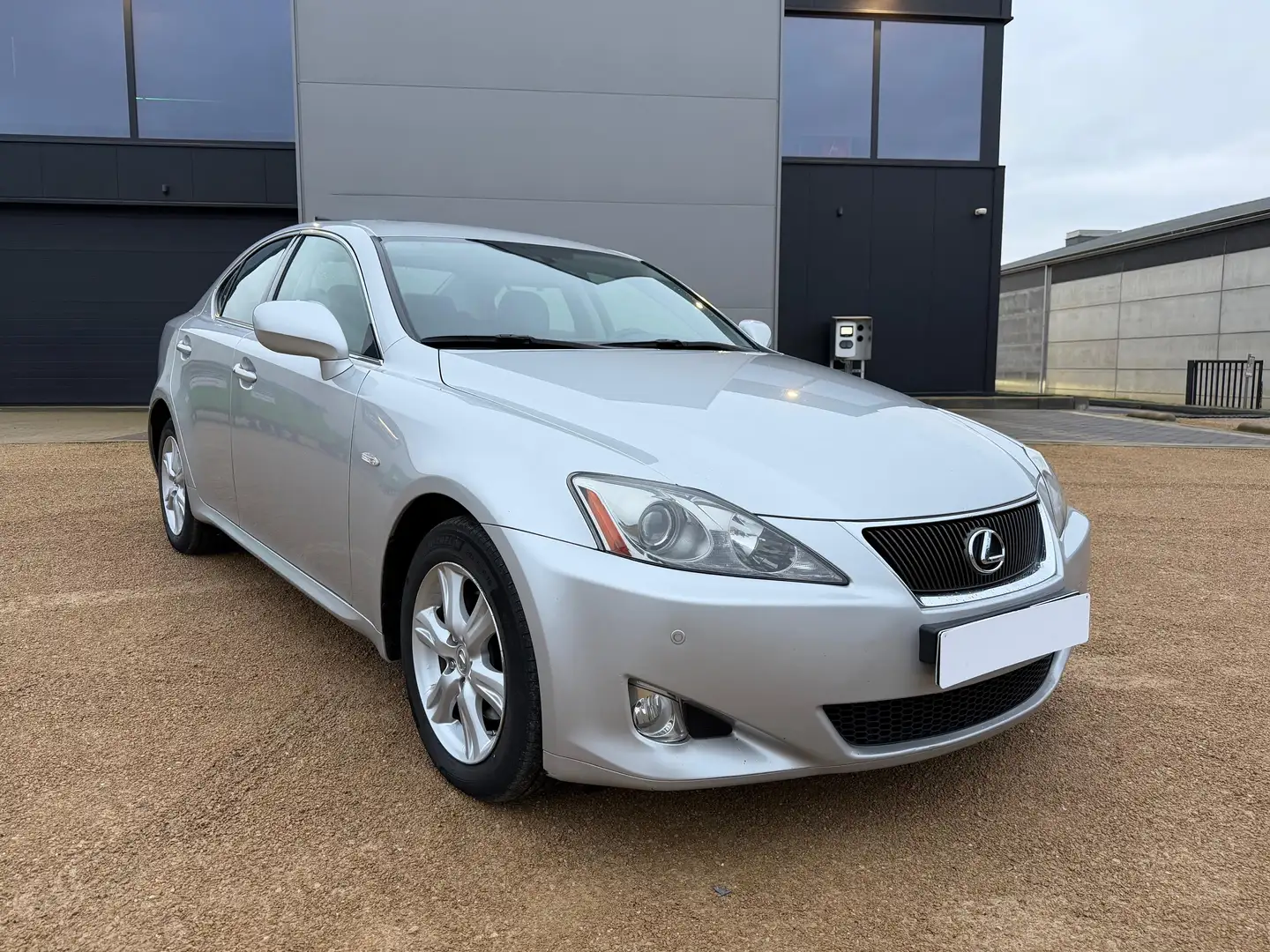 Lexus IS 220d Luxury Executive Pack 1e Main Carnet Full Grijs - 2