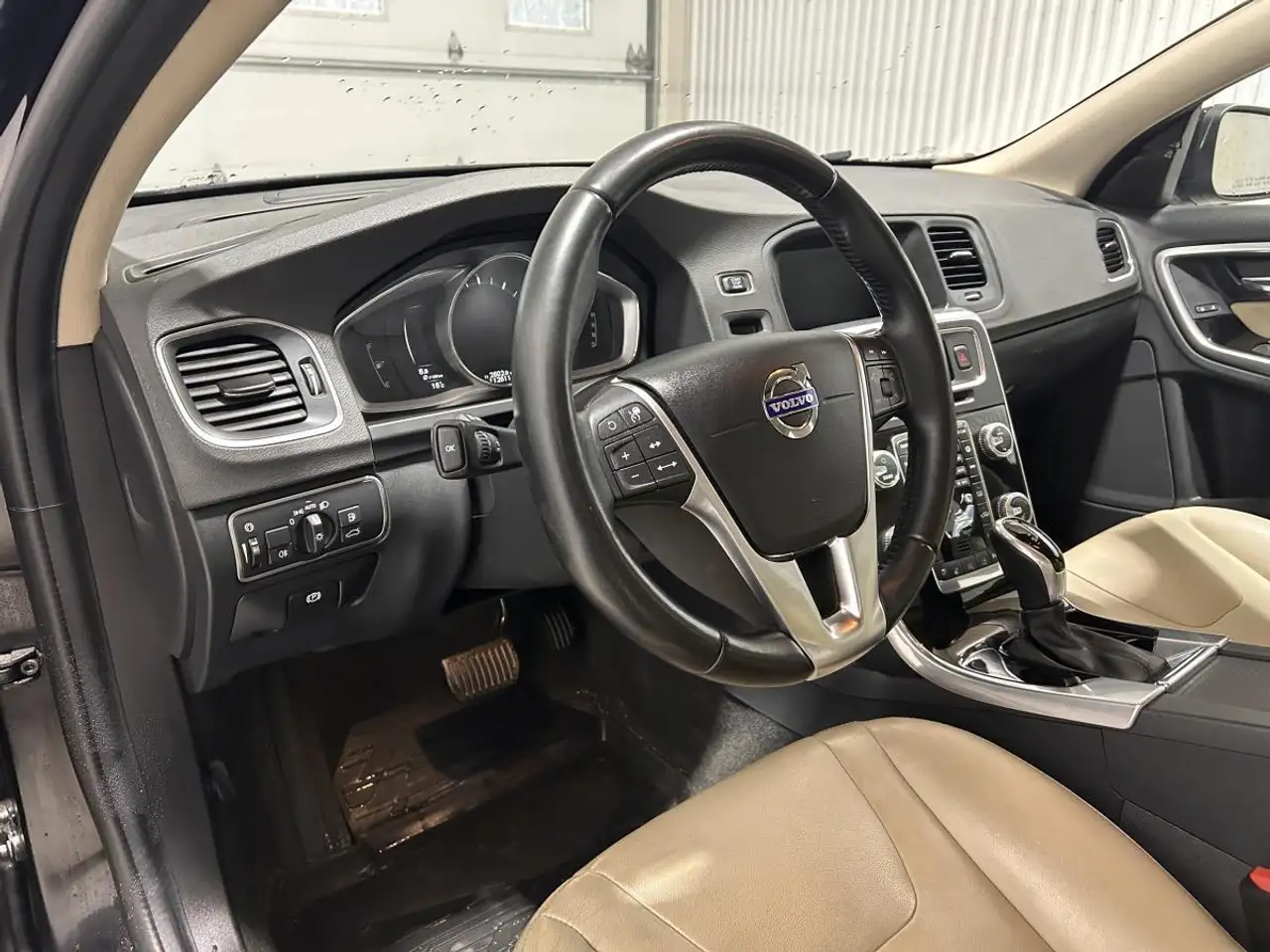 Volvo S60 снимка Volvo S60