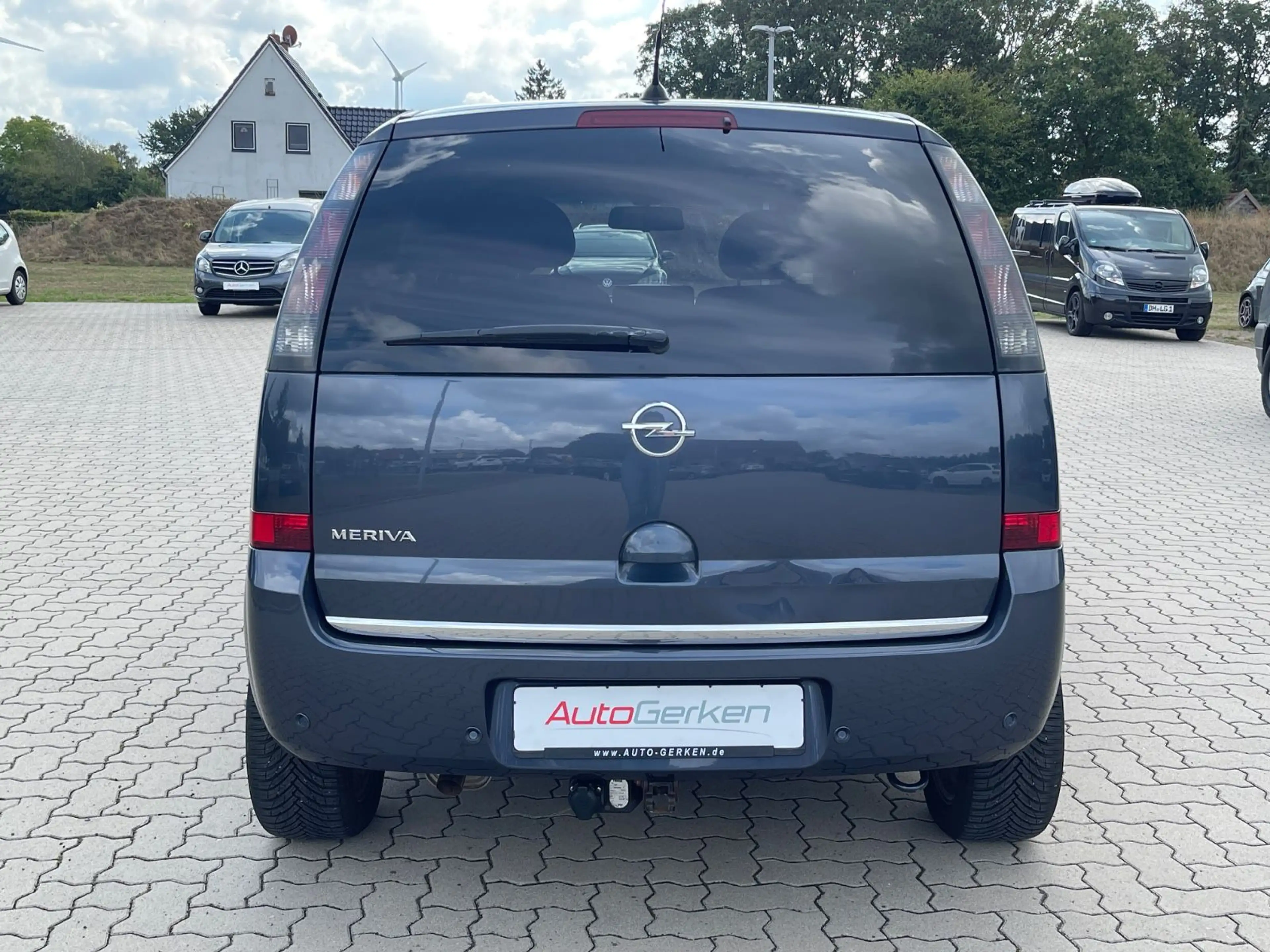 Opel Meriva 1.8 Automatik Innovation "110 Jahre" 2HD — photo 7
