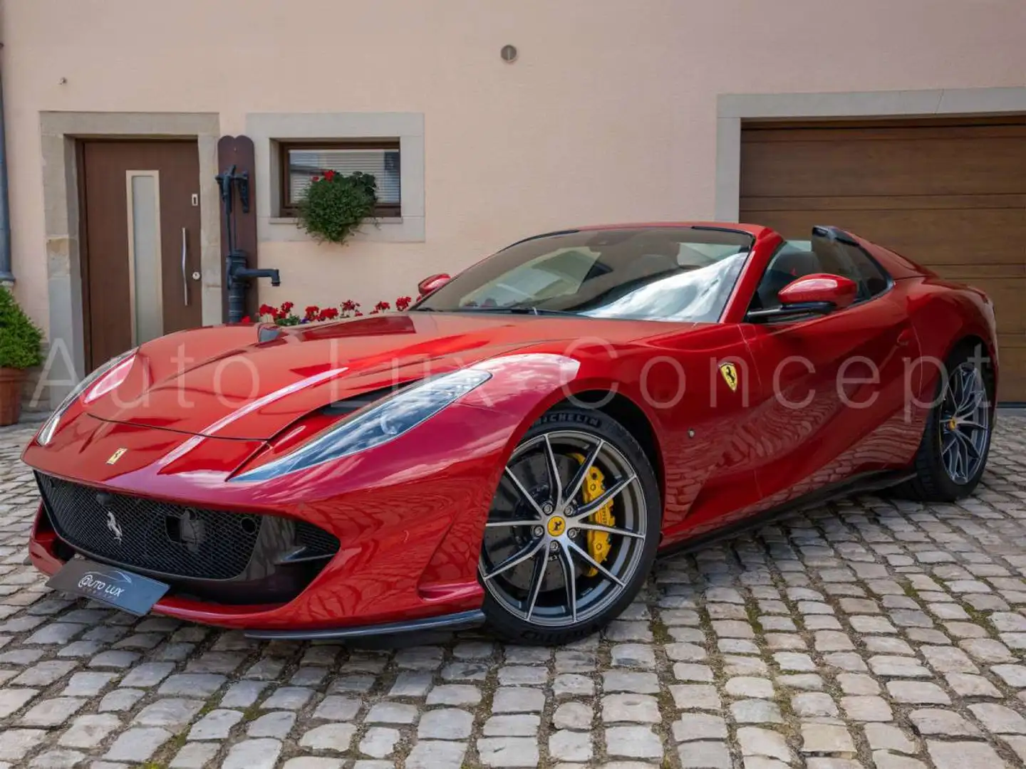 Ferrari 812 GTS BRAND NEW/Fuoco/ADAS/Full Carbon/Lift/Display/ Rosso - 1