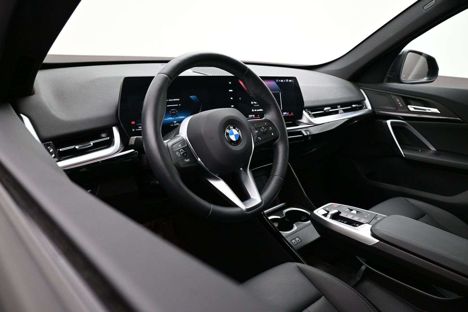 2025 BMW X1 XDRIVE28I PREMIUM ESSENTIAL PACKAGE, PANORAMIC MOO 2,000 cc 4 cyl thumb 17