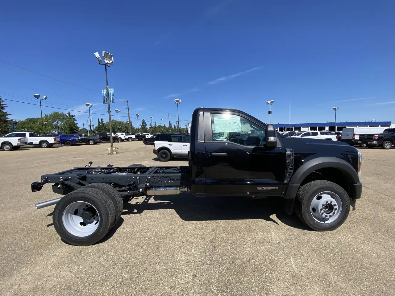 Ford F-550 Super Duty снимка Ford F-550 Super Duty