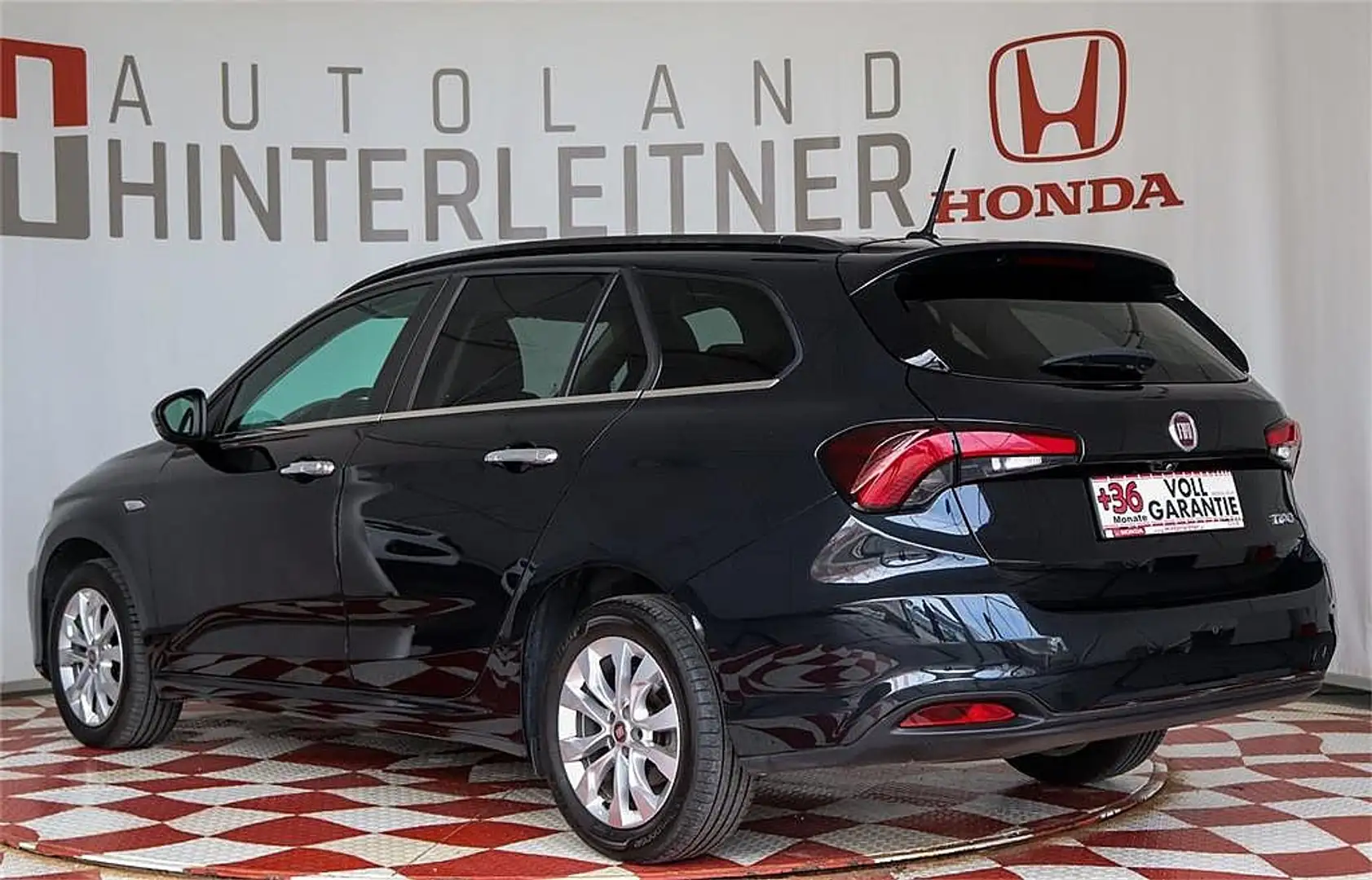 Fiat Tipo Lounge+ LED XENON NAVI KAMERA Schwarz - 2