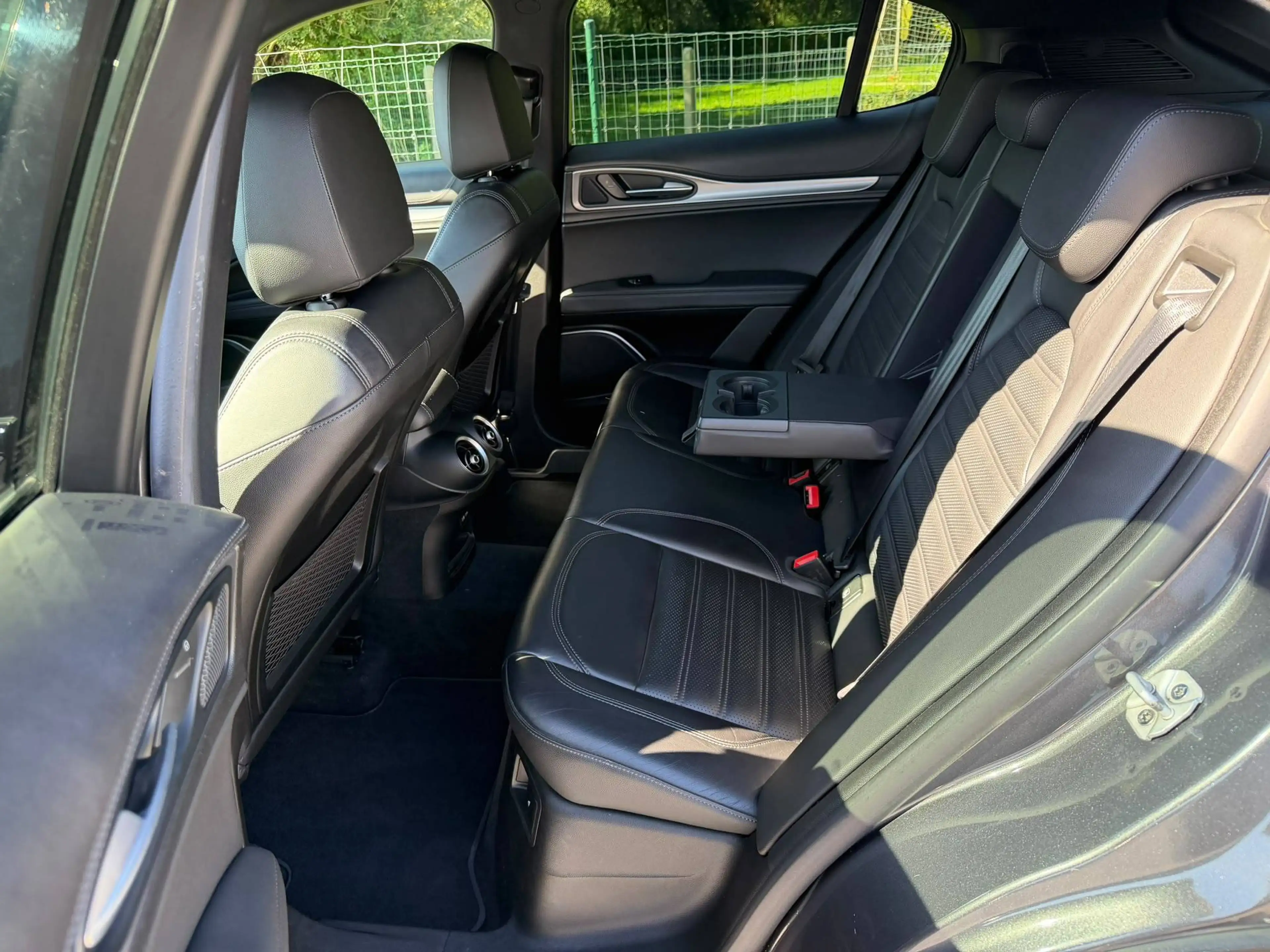 Alfa Romeo Stelvio 2.2 JTD AWD 209Pk Black-Tech*Full Opties*Panodak Keyless Camera*Euro6D — photo 12