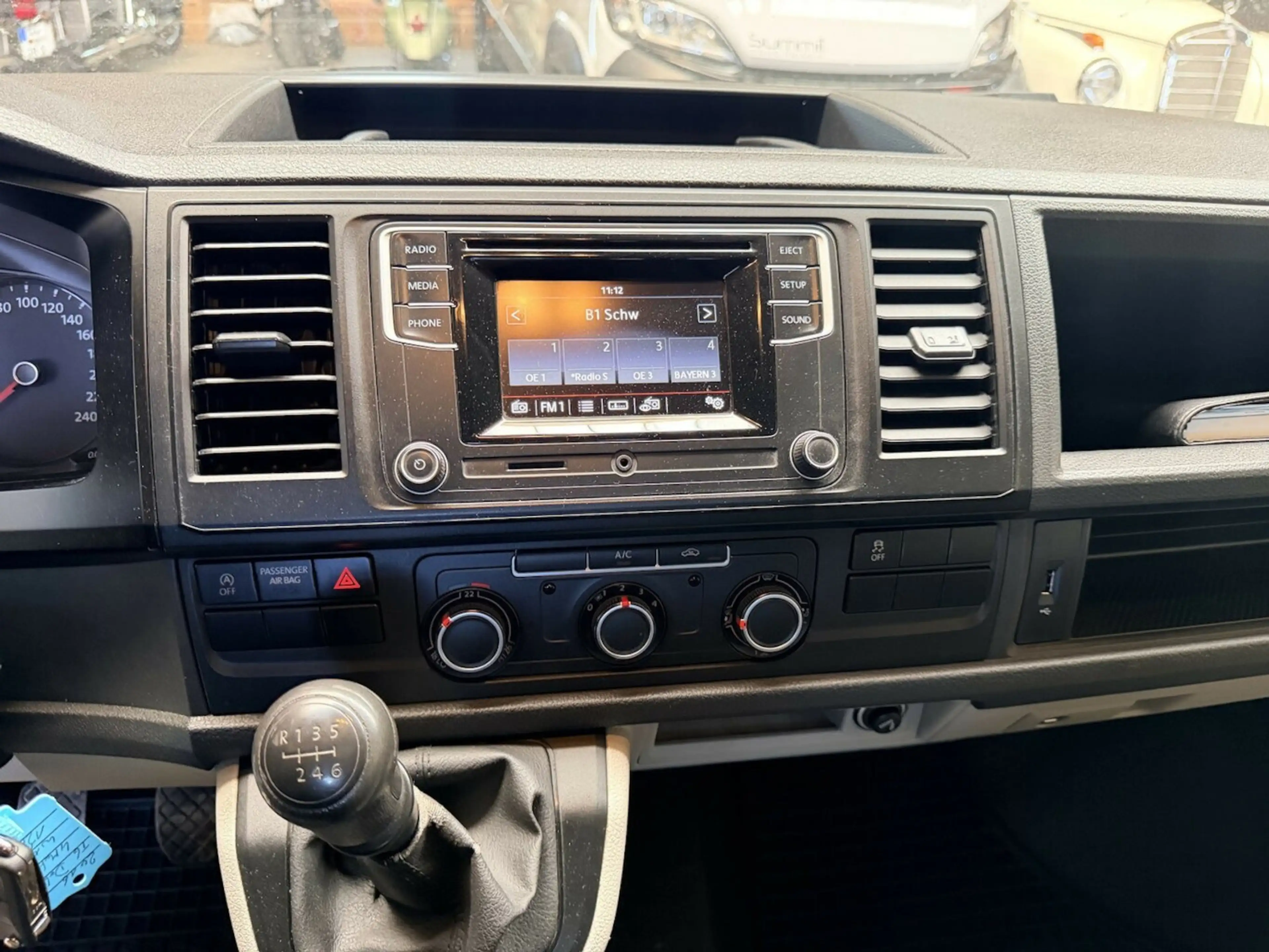 Volkswagen T6 Transporter Doka 2.0 TDI 4Motion Klima AHK 1. Hand — photo 15
