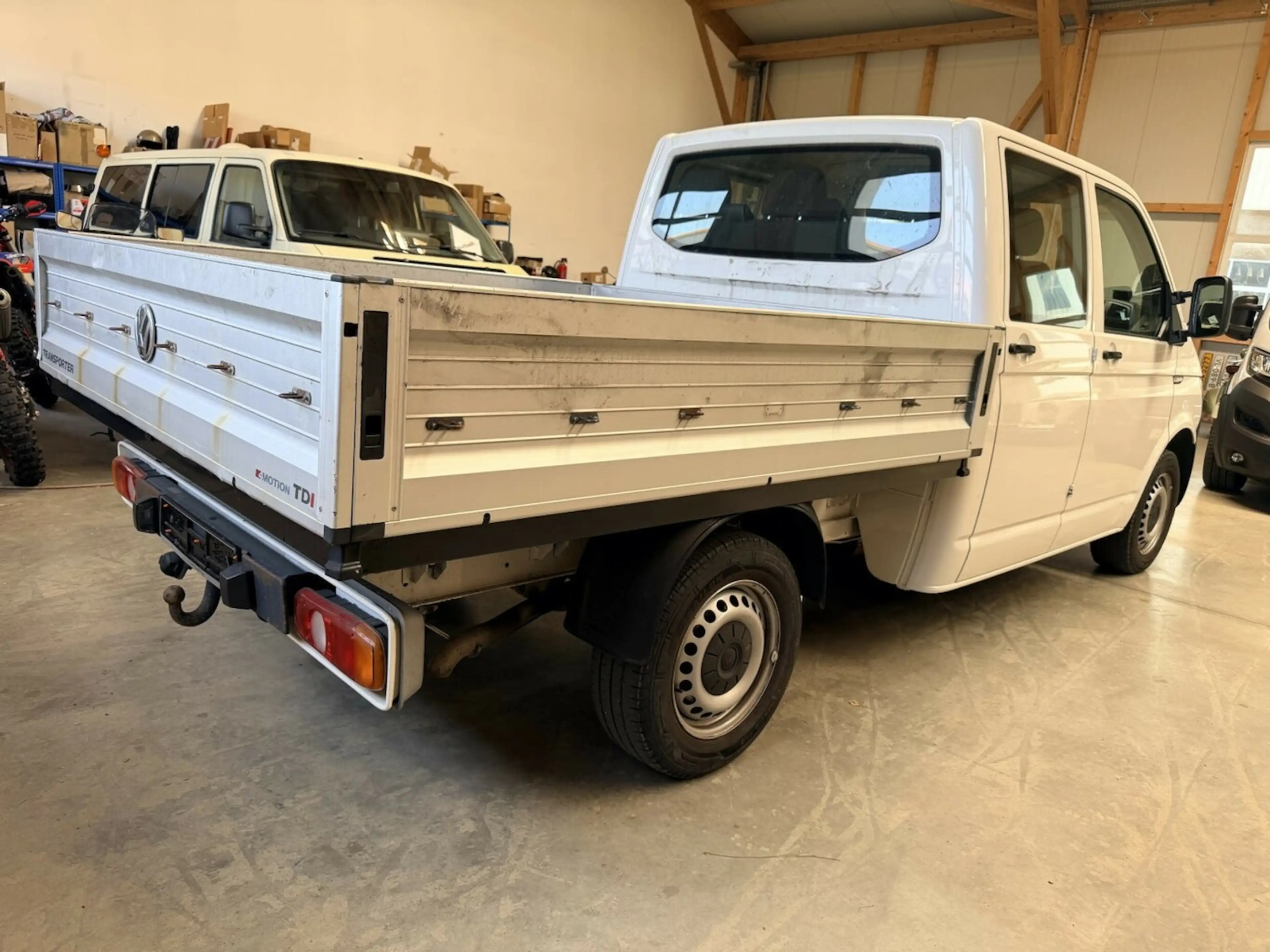 Volkswagen T6 Transporter Doka 2.0 TDI 4Motion Klima AHK 1. Hand — photo 4