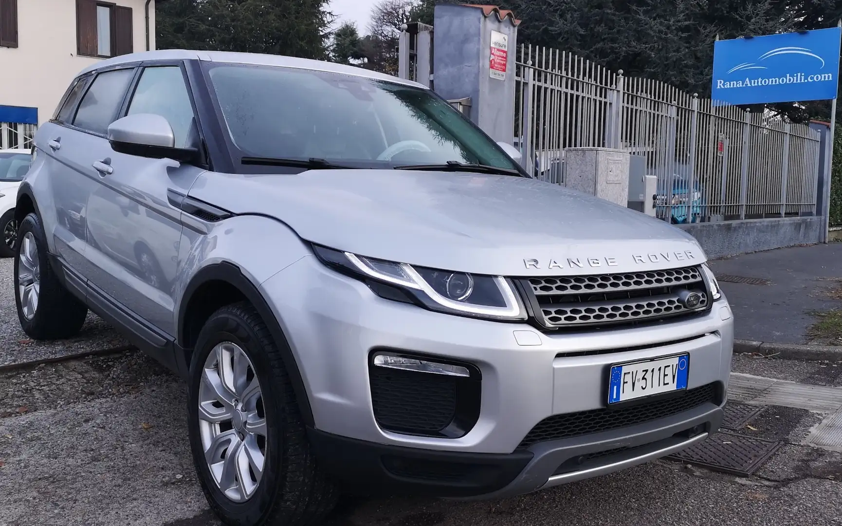 Land Rover Range Rover Evoque 5p. 2.0 td4 SE Dynamic 150cv Autom Zilver - 1