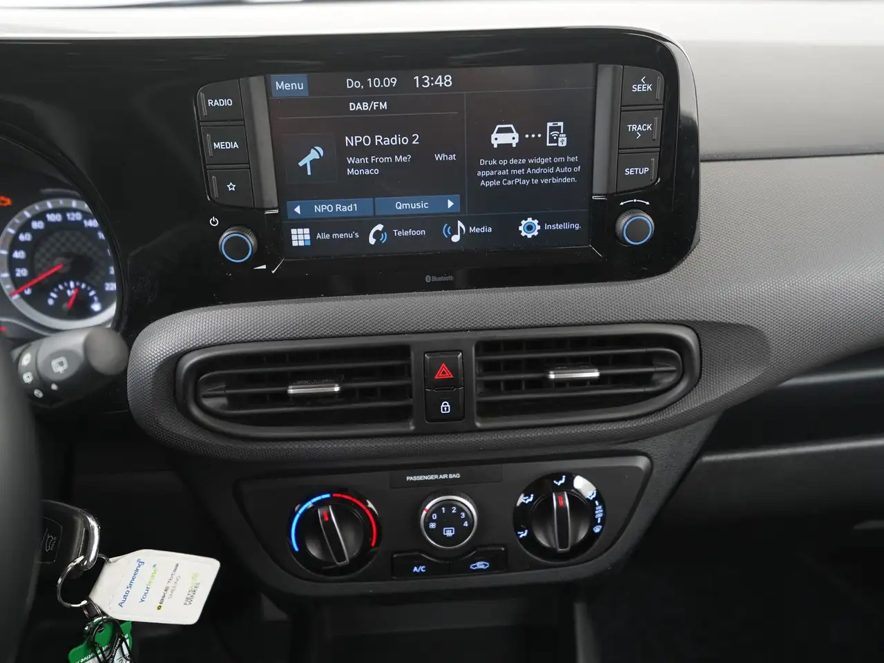 Hyundai i10 1.0 Trend Automaat Stoel & Stuurverwarming Zon, миниатюра 14