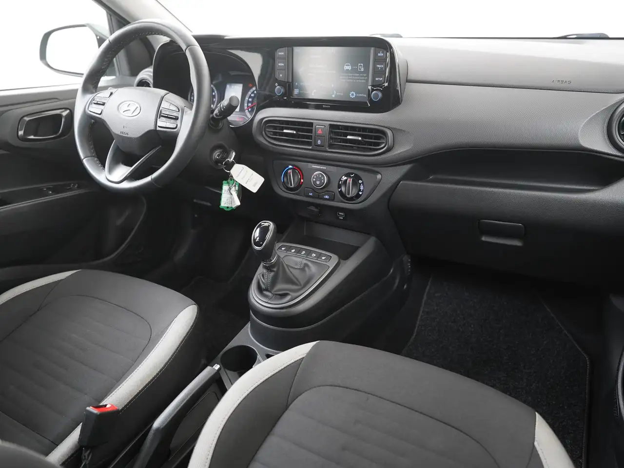 Hyundai i10 1.0 Trend Automaat Stoel & Stuurverwarming Zon, миниатюра 2