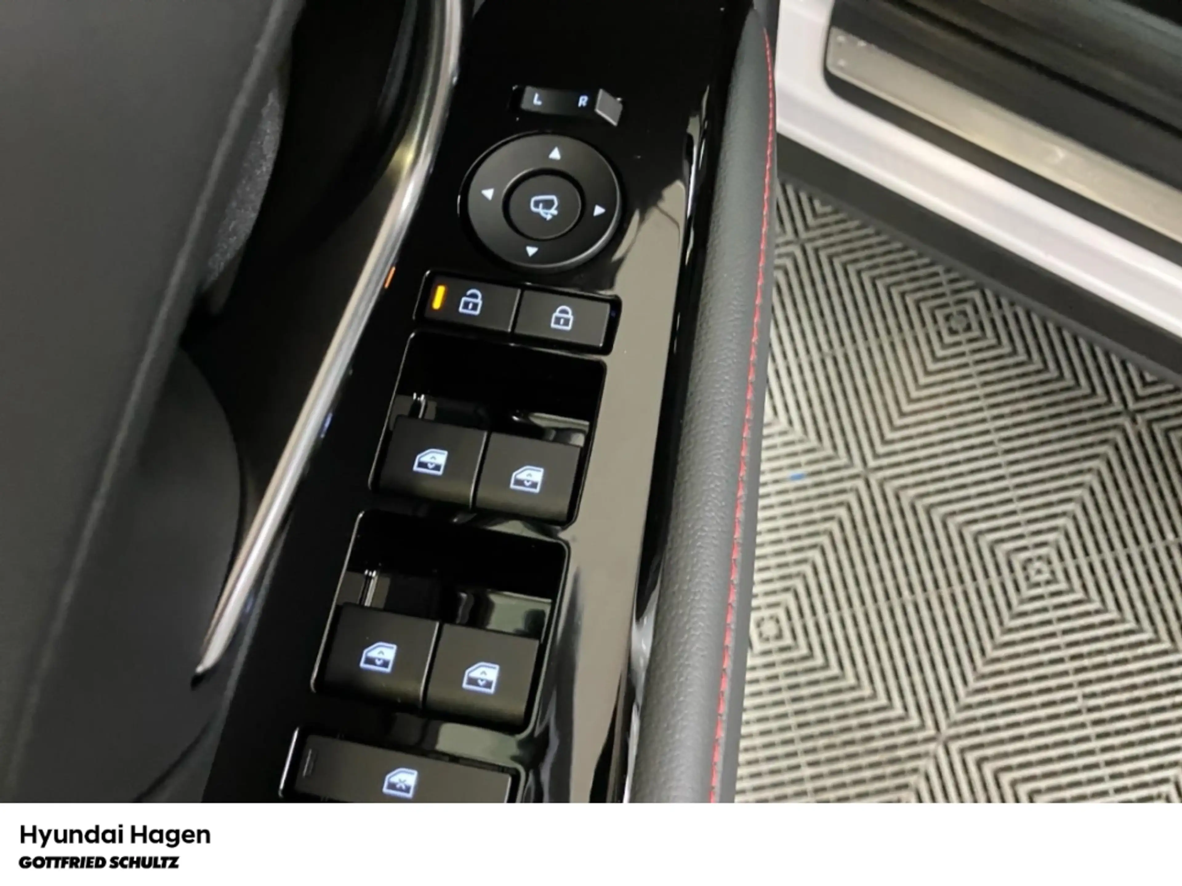 Hyundai TUCSON N-Line 1.6 T-GDI DCT NAVI RFK ACC KEYLESS — photo 10