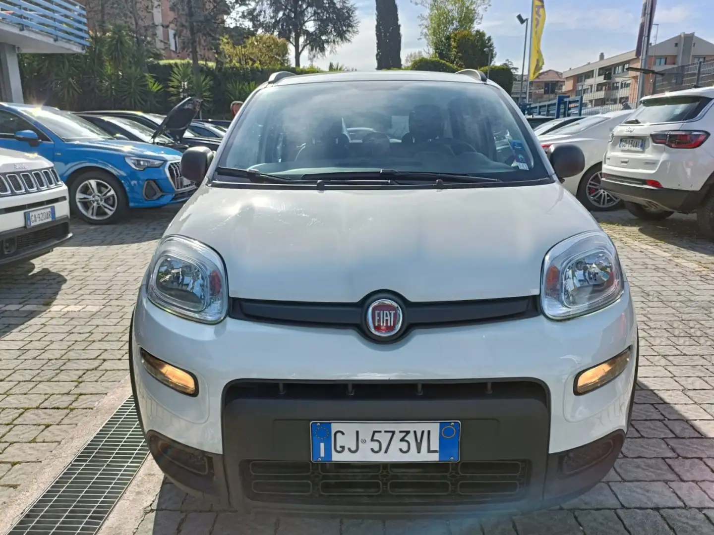 Fiat Panda 1.0 FireFly S&S Hybrid City Life Blanc - 1