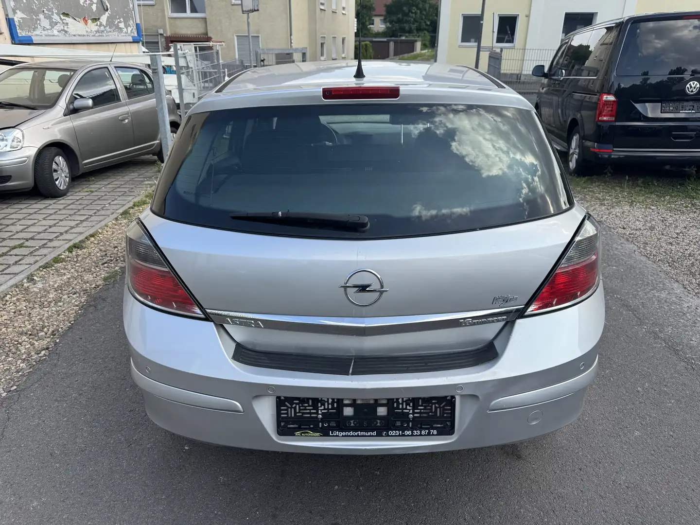 Opel Astra 1.6 Easytronic Catch me now/Automatik/Temp./Klima Silber - 1