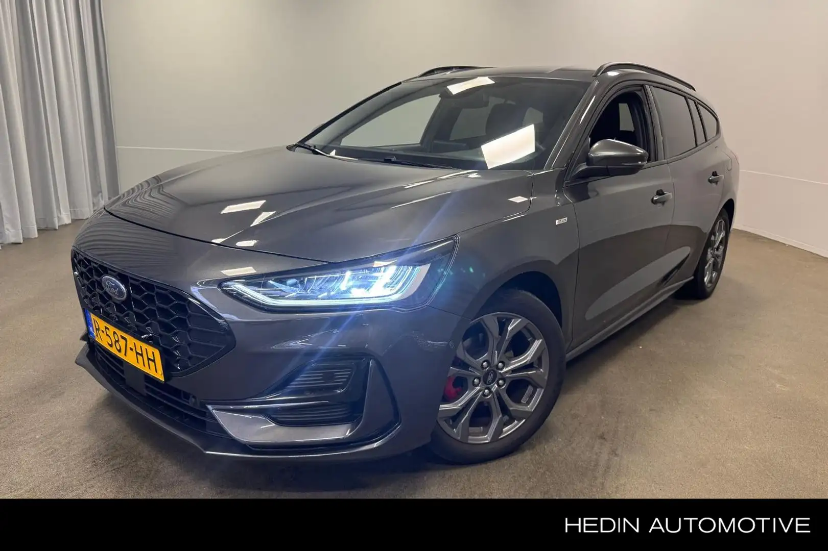 Ford Focus Wagon 1.0 EcoBoost Hybrid ST-Line | Camera | Car P Grijs - 1