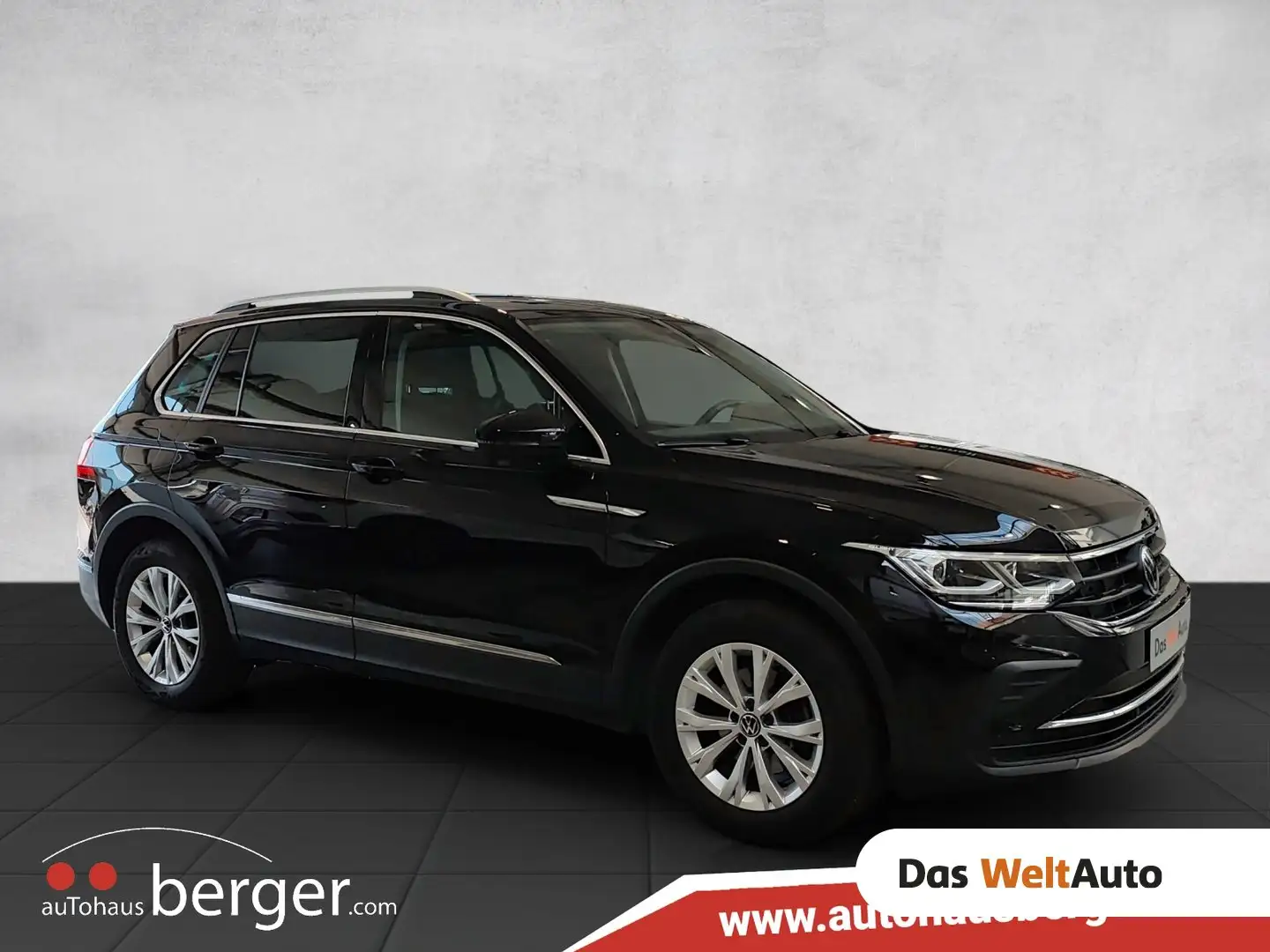 Volkswagen Tiguan Life TSI ACT Schwarz - 1