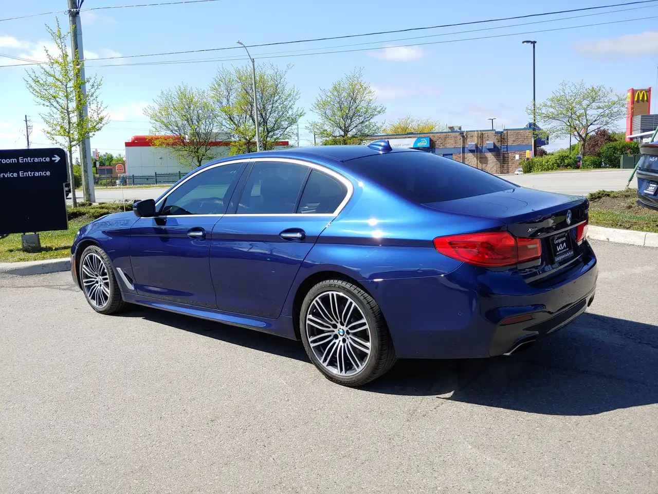 BMW 5 Series снимка BMW 5 Series