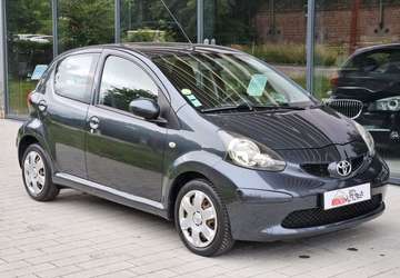 1.0 VVT-I 68CH CONFORT 5P