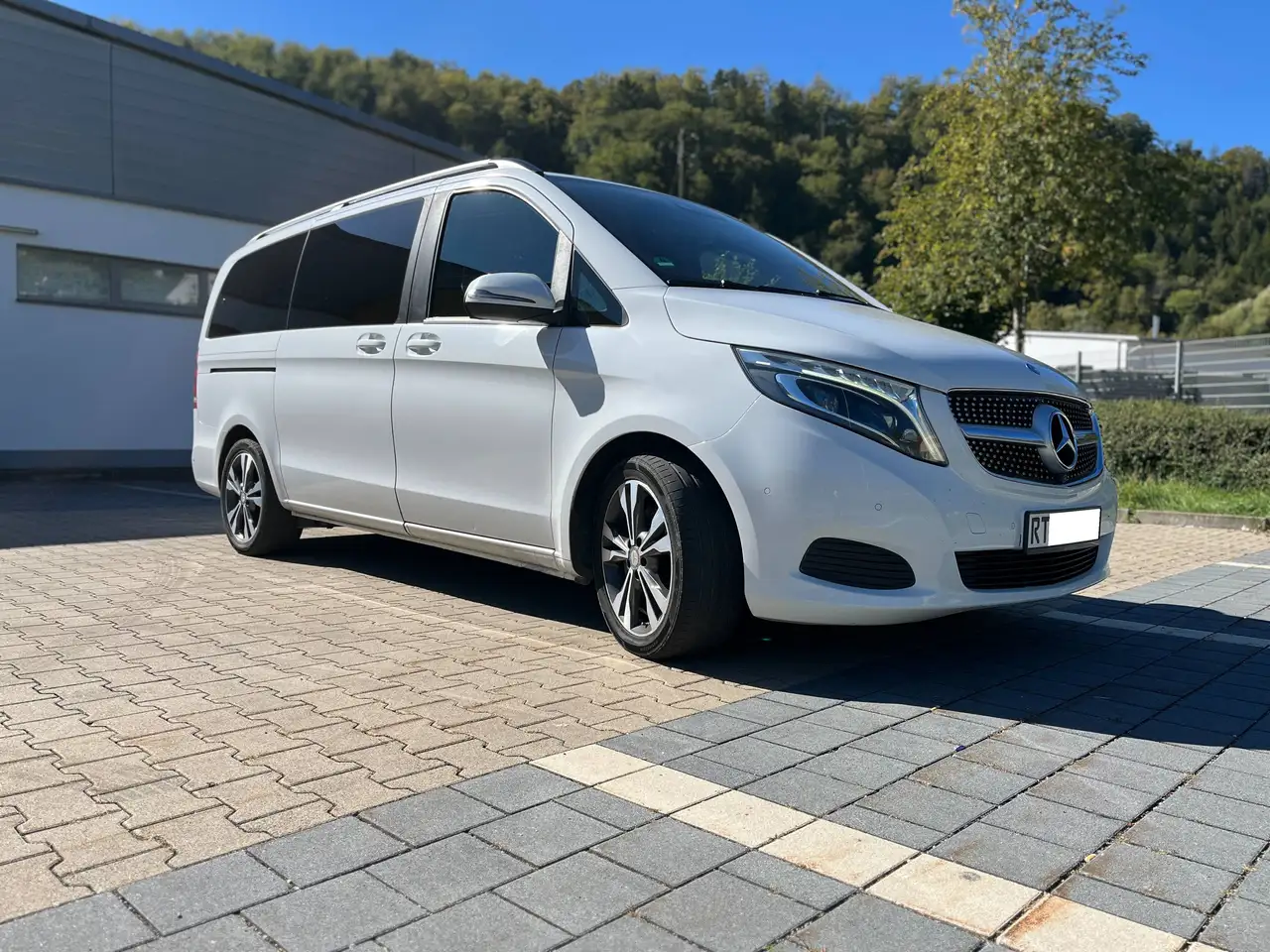 Mercedes-Benz V 250