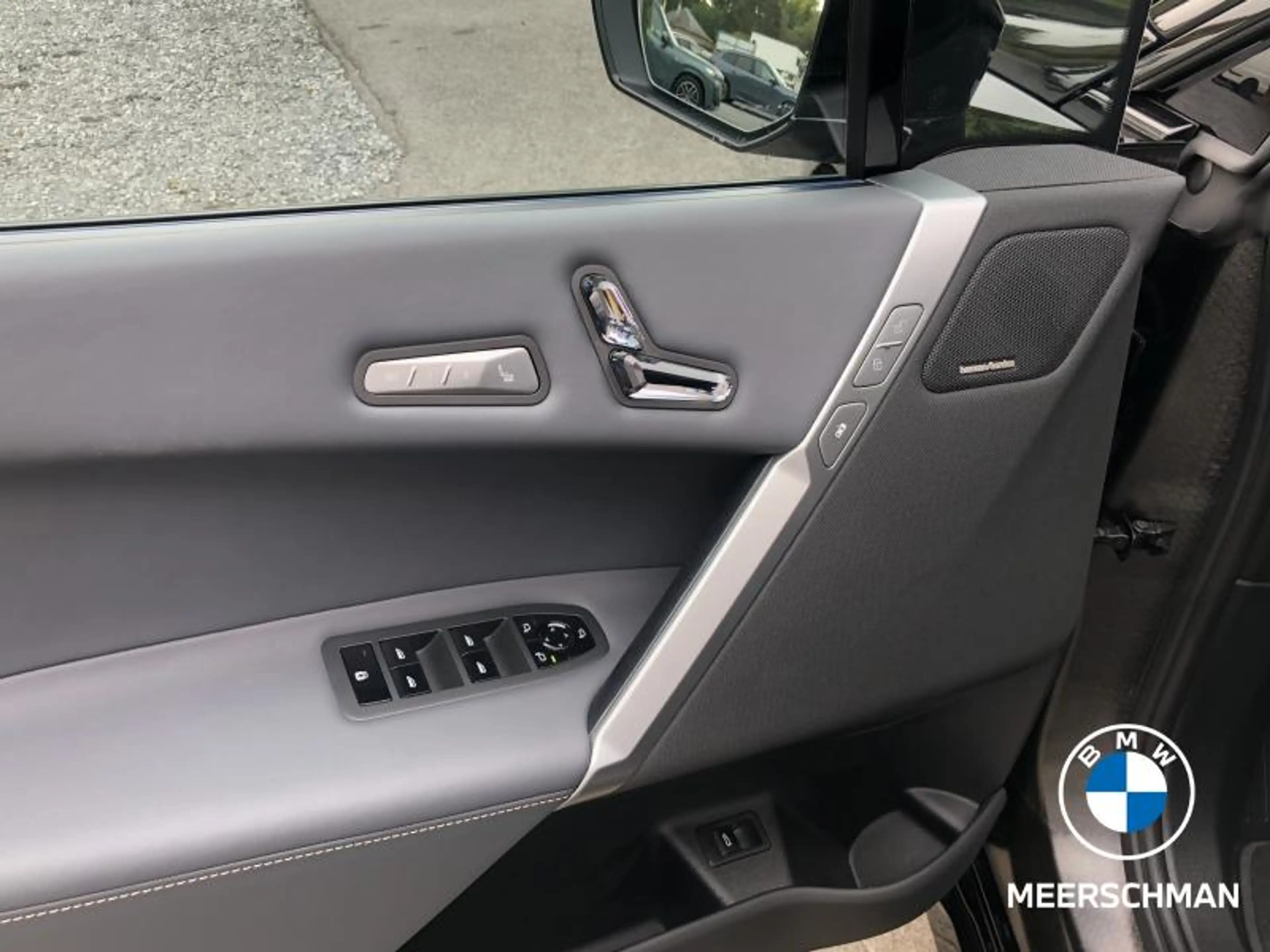BMW iX Msportpro HarmK climacomfort — photo 13
