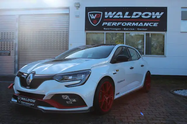 Renault Megane R.S. Trophy R