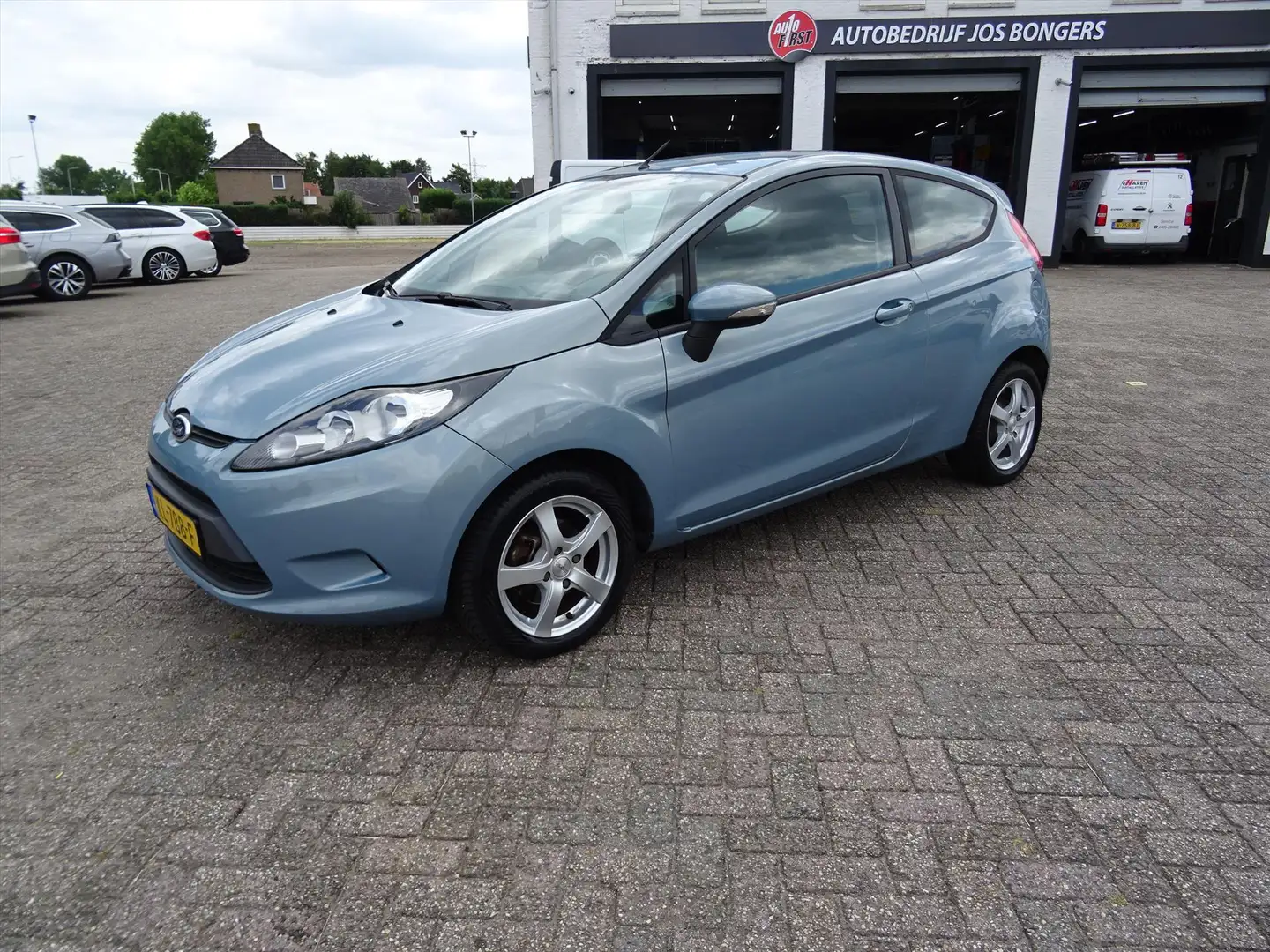 Ford Fiesta 1.25 44KW 3DR Trend Szary - 1