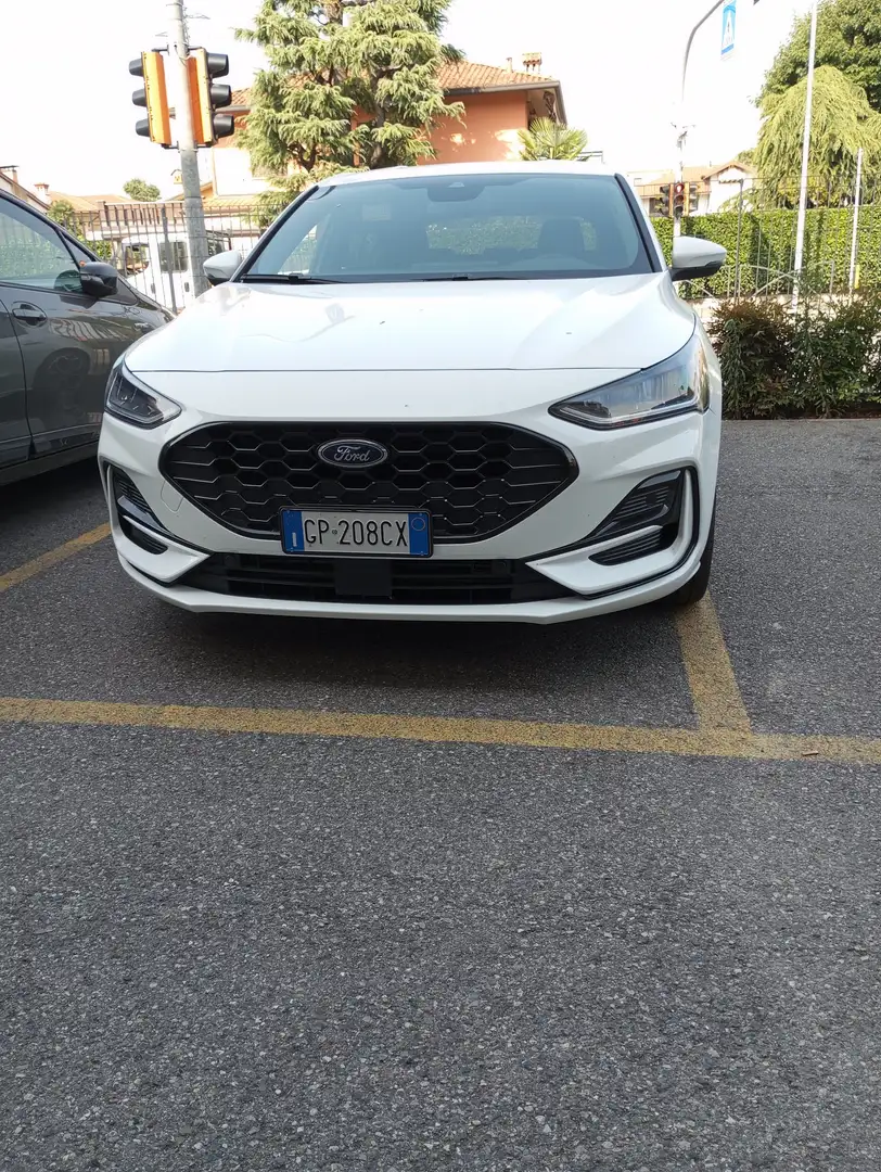 Ford Focus 1.0 ecoboost h ST-Line X 155cv - 2