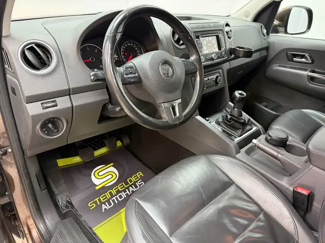 Volkswagen Amarok view 9