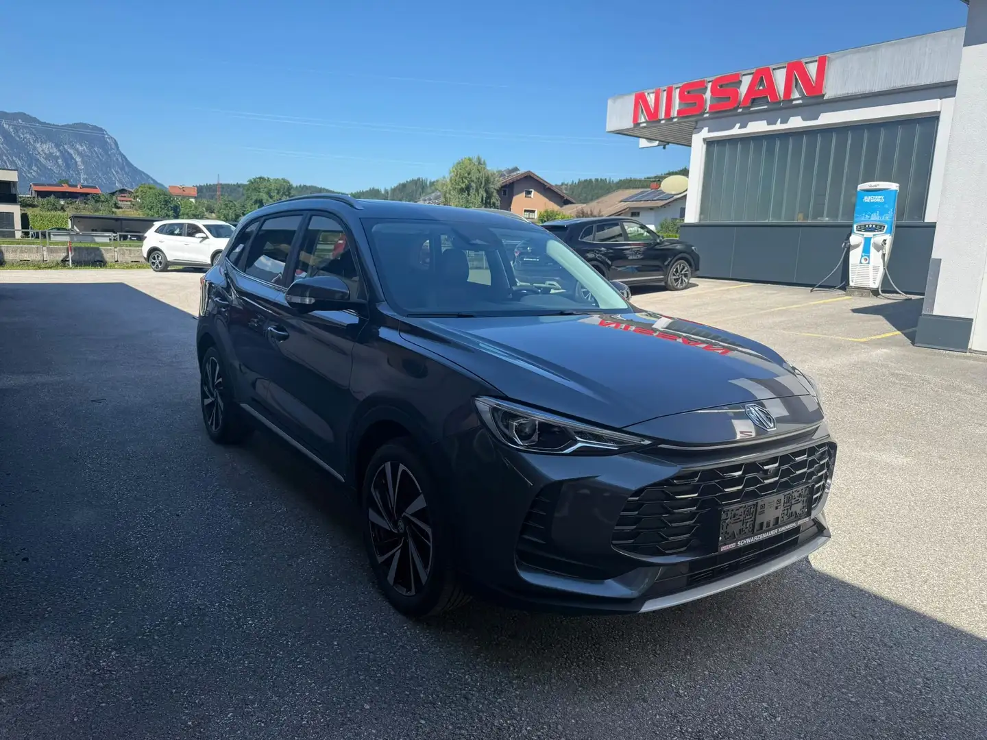 MG ZS Hybrid+ Luxury Grau - 1