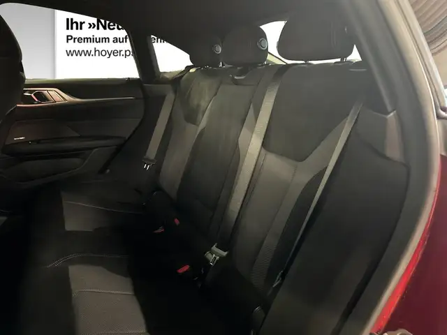 BMW M view 8