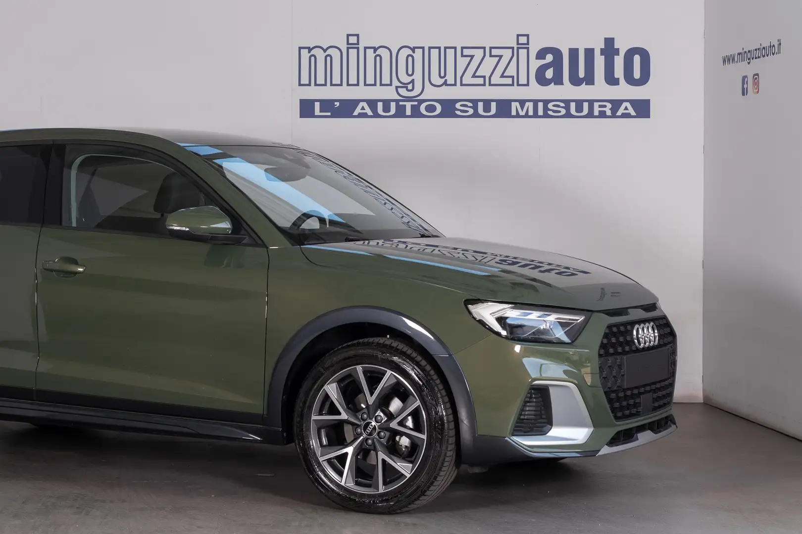 Audi A1 allstreet 25 1.0 tfsi Business 95cv Verde - 2