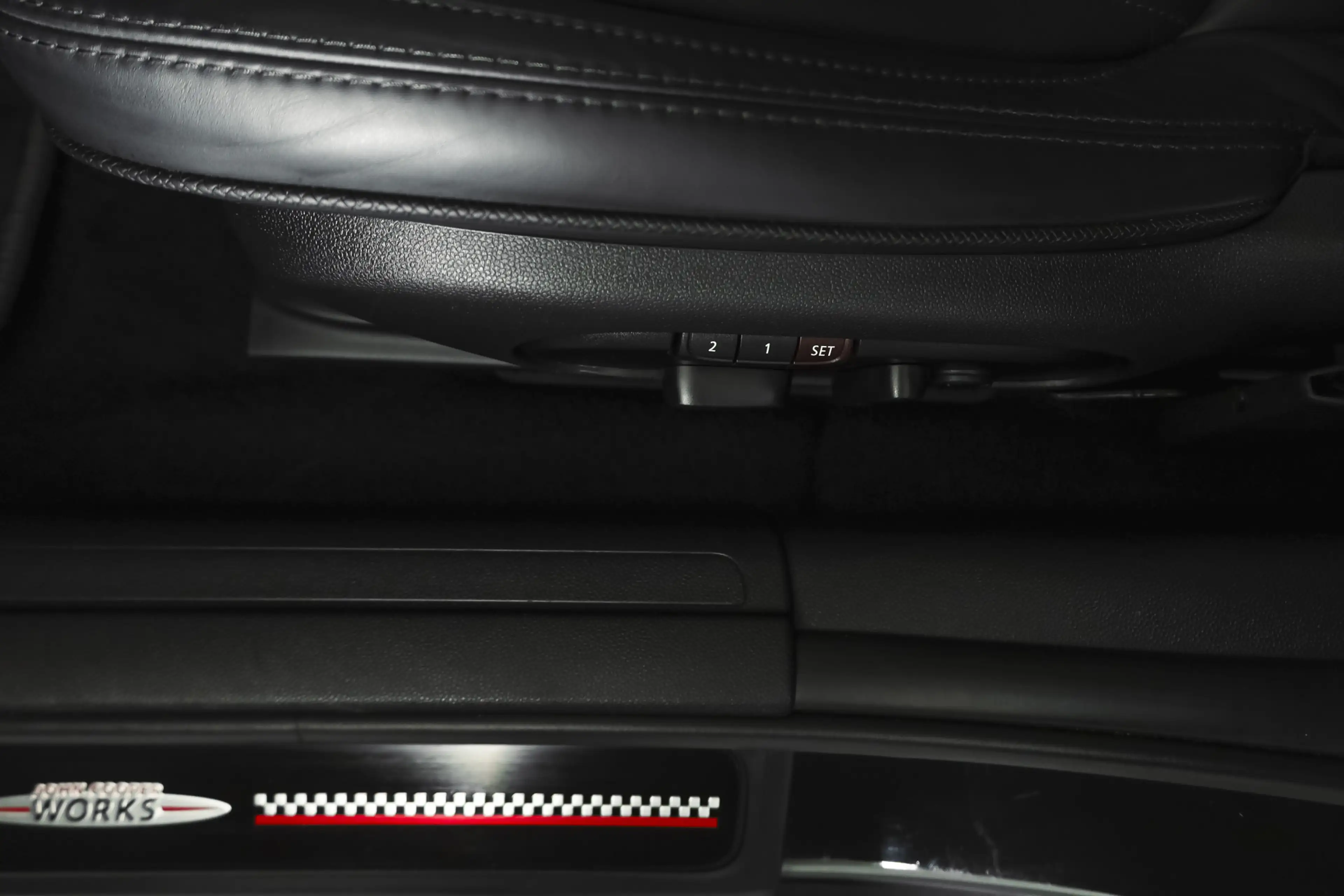 MINI John Cooper Works Clubman 2.0 JCW ALL4 Chili | S/K-Panodak | Adapt. Cruise | — photo 18