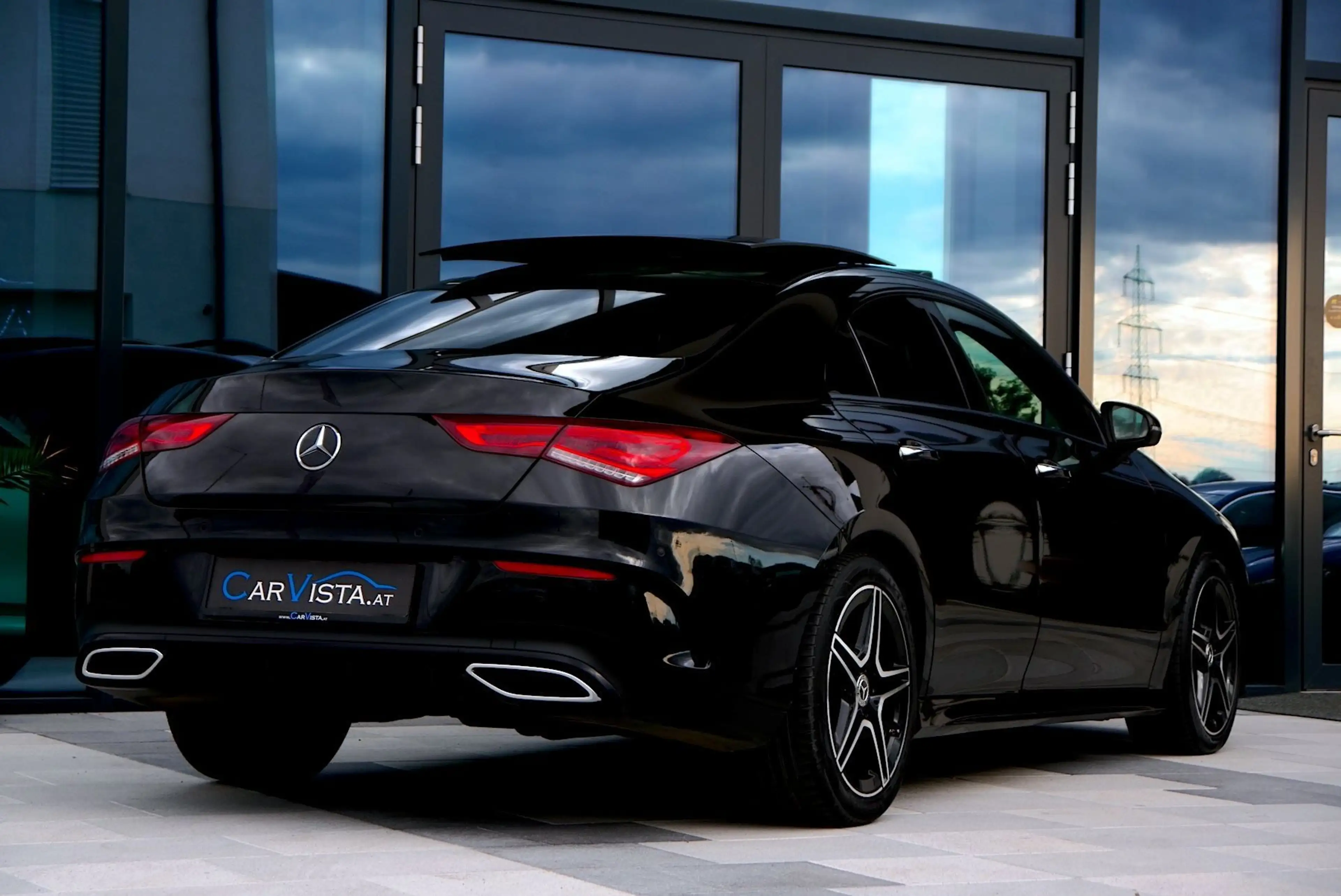 Mercedes-Benz CLA 220 d AMG Line Aut. *Panorama-Schiebedach & AMG Line* — photo 7