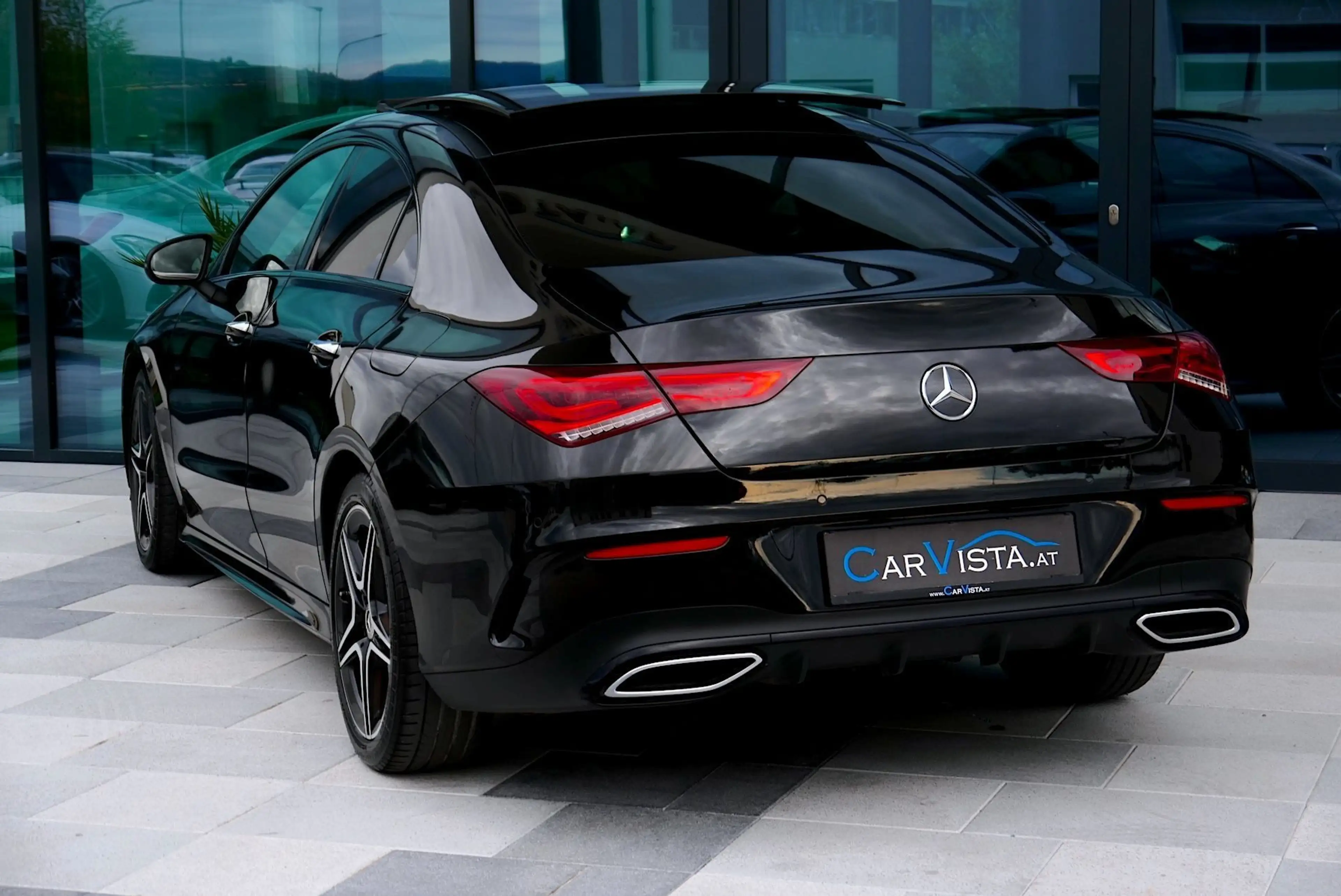 Mercedes-Benz CLA 220 d AMG Line Aut. *Panorama-Schiebedach & AMG Line* — photo 10