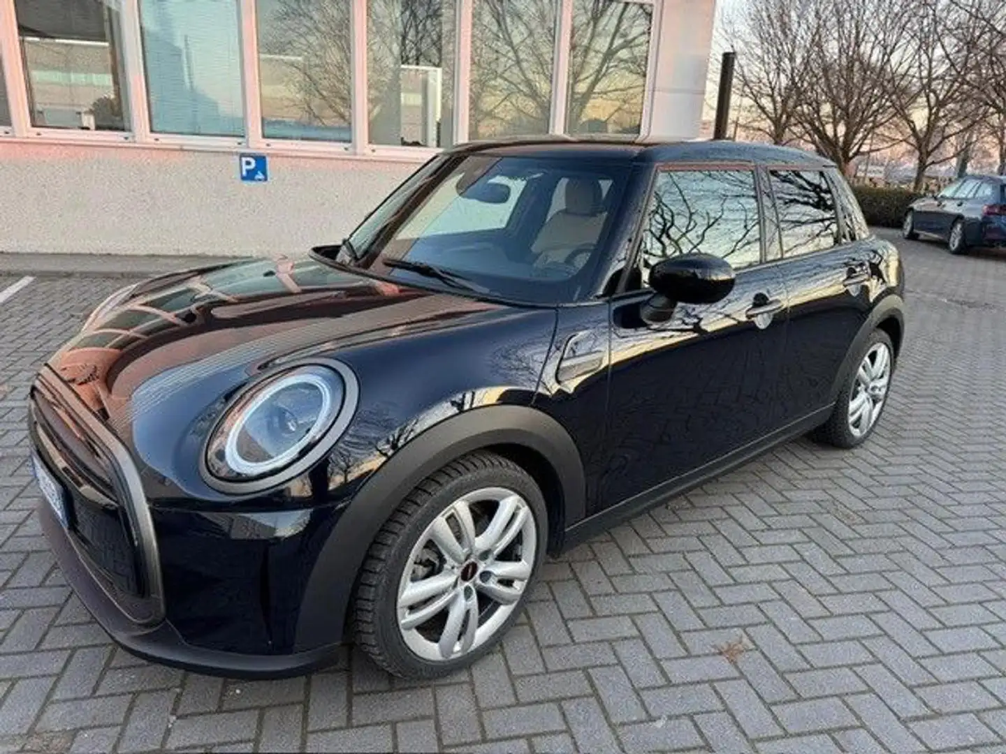 MINI Cooper 1.5 Cooper Resolute 5 porte Nero - 1
