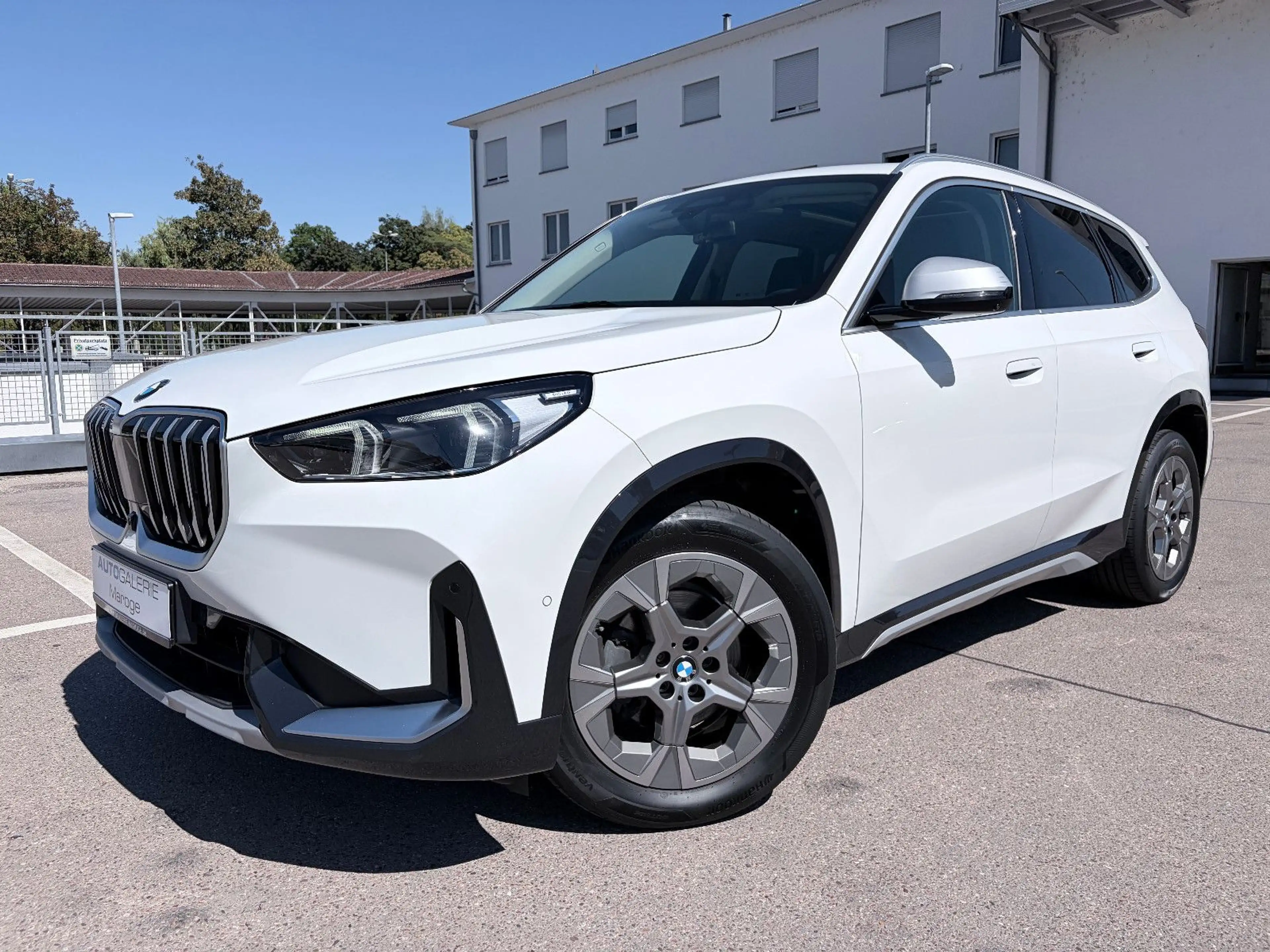 BMW X1 20d xDrive xLine PANO/HUD/360°/STOP&GO/LED