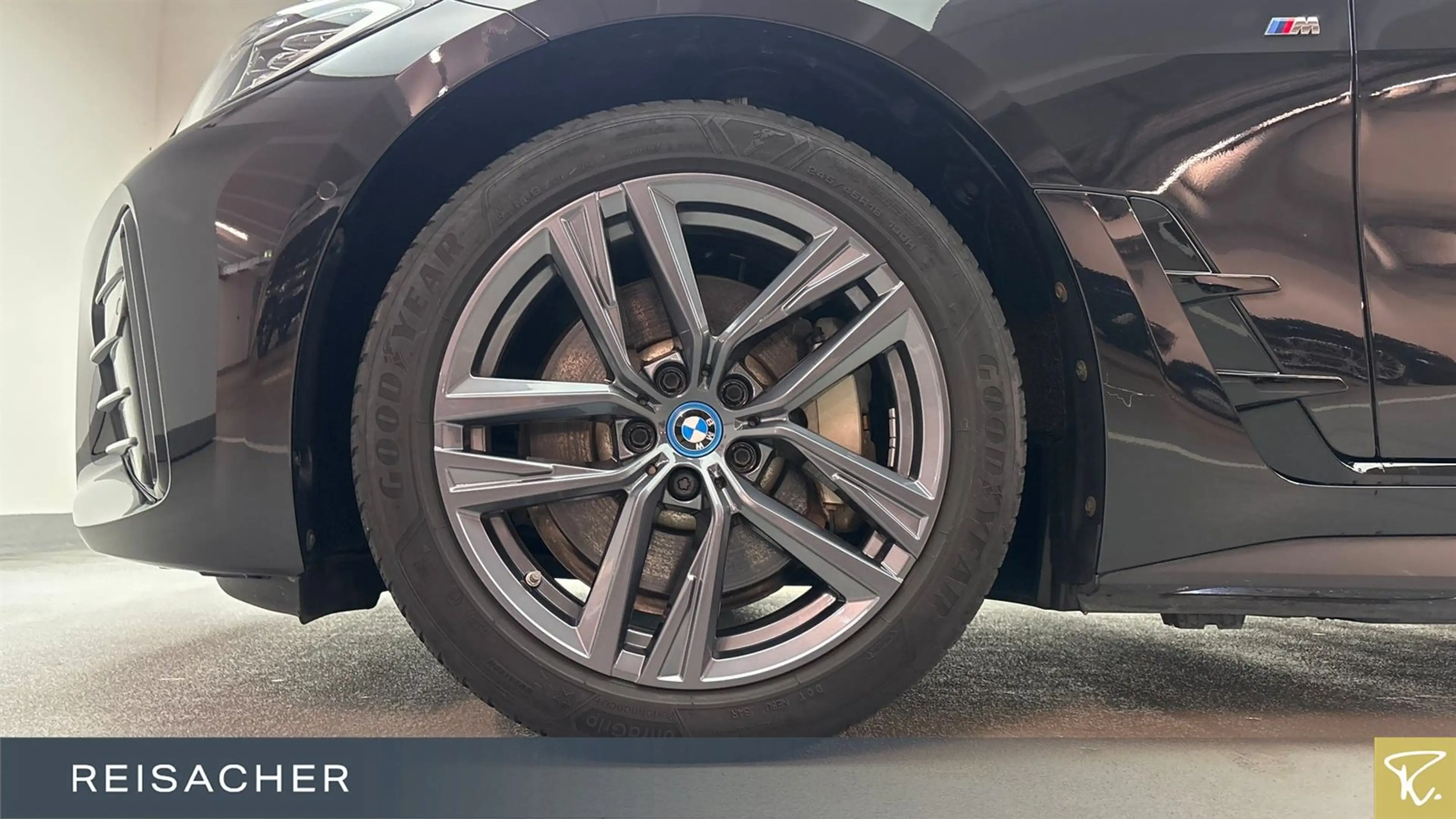 BMW i4 A eDrive35 Gran Coupé — photo 3