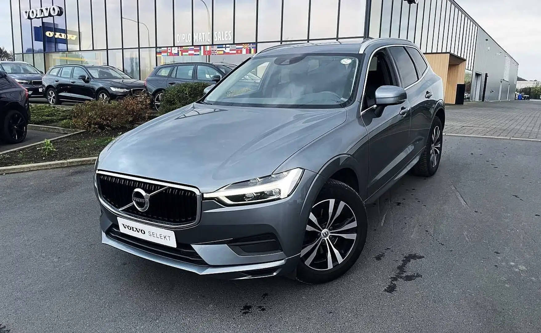 Volvo XC60 T4 Automatique Grijs - 1