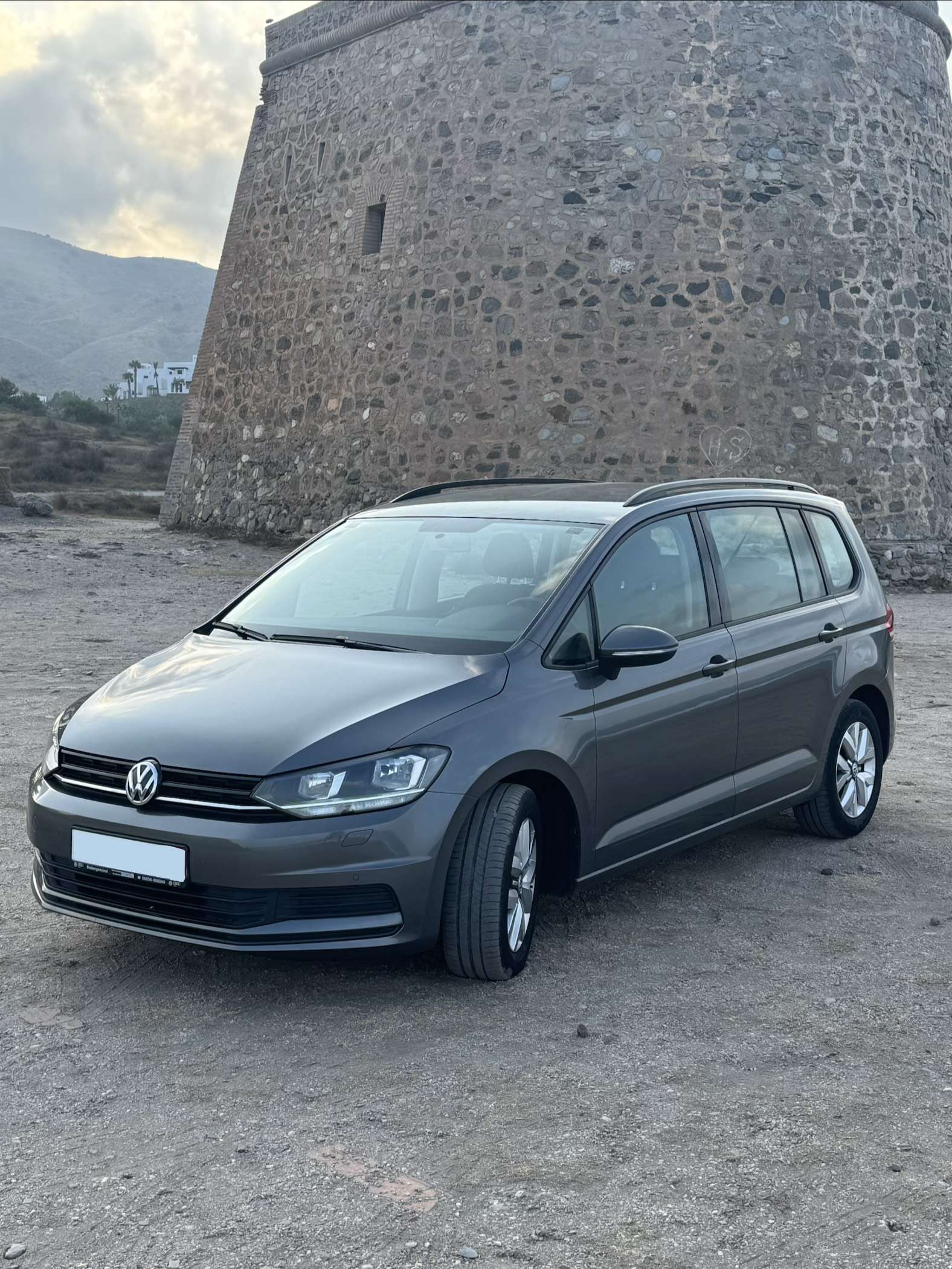 Volkswagen Touran 1.2 TSI (BlueMotion Technology) Comfortline - foto 1