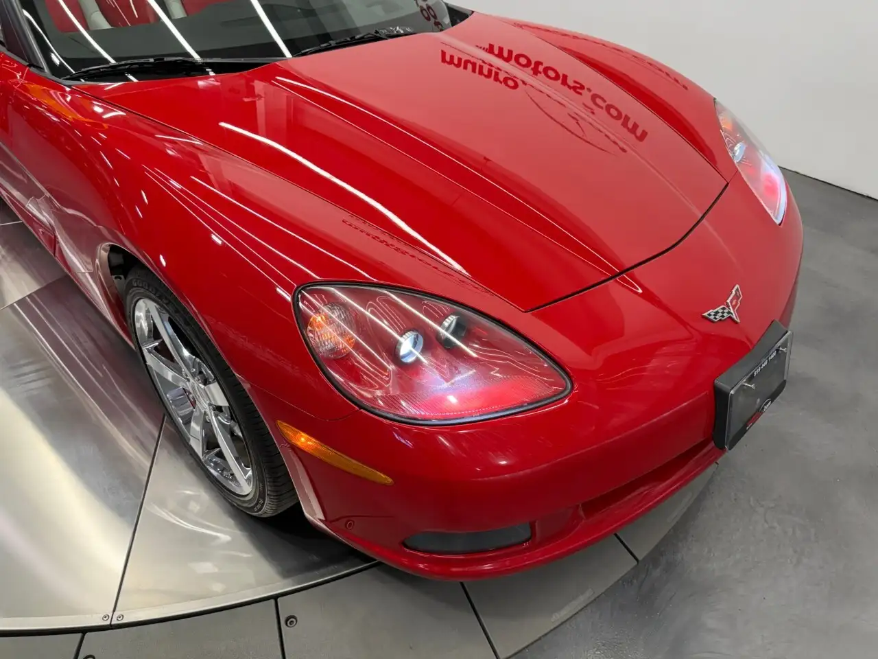 Chevrolet Corvette снимка Chevrolet Corvette