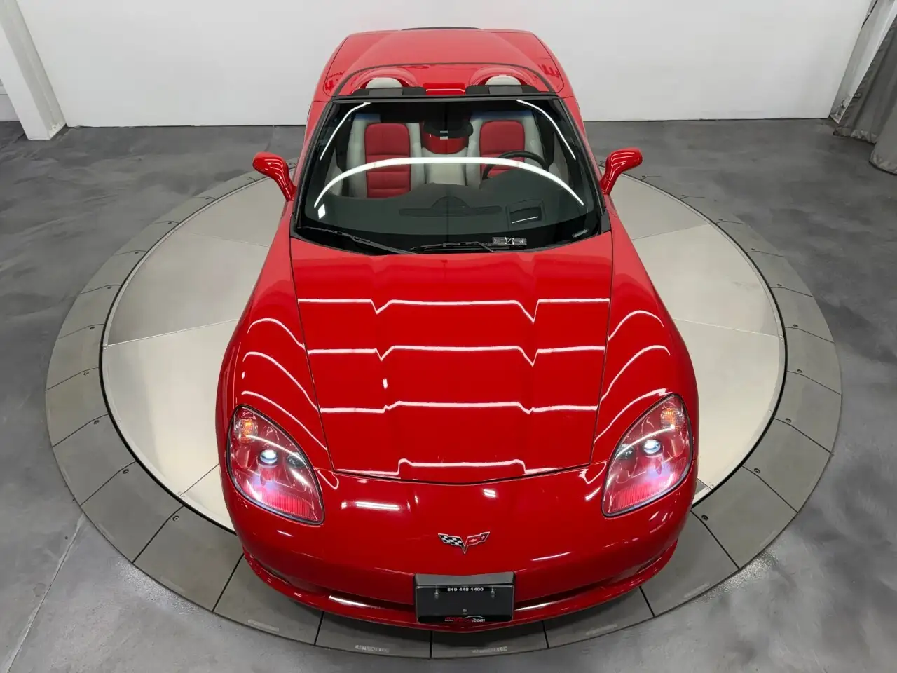Chevrolet Corvette снимка Chevrolet Corvette