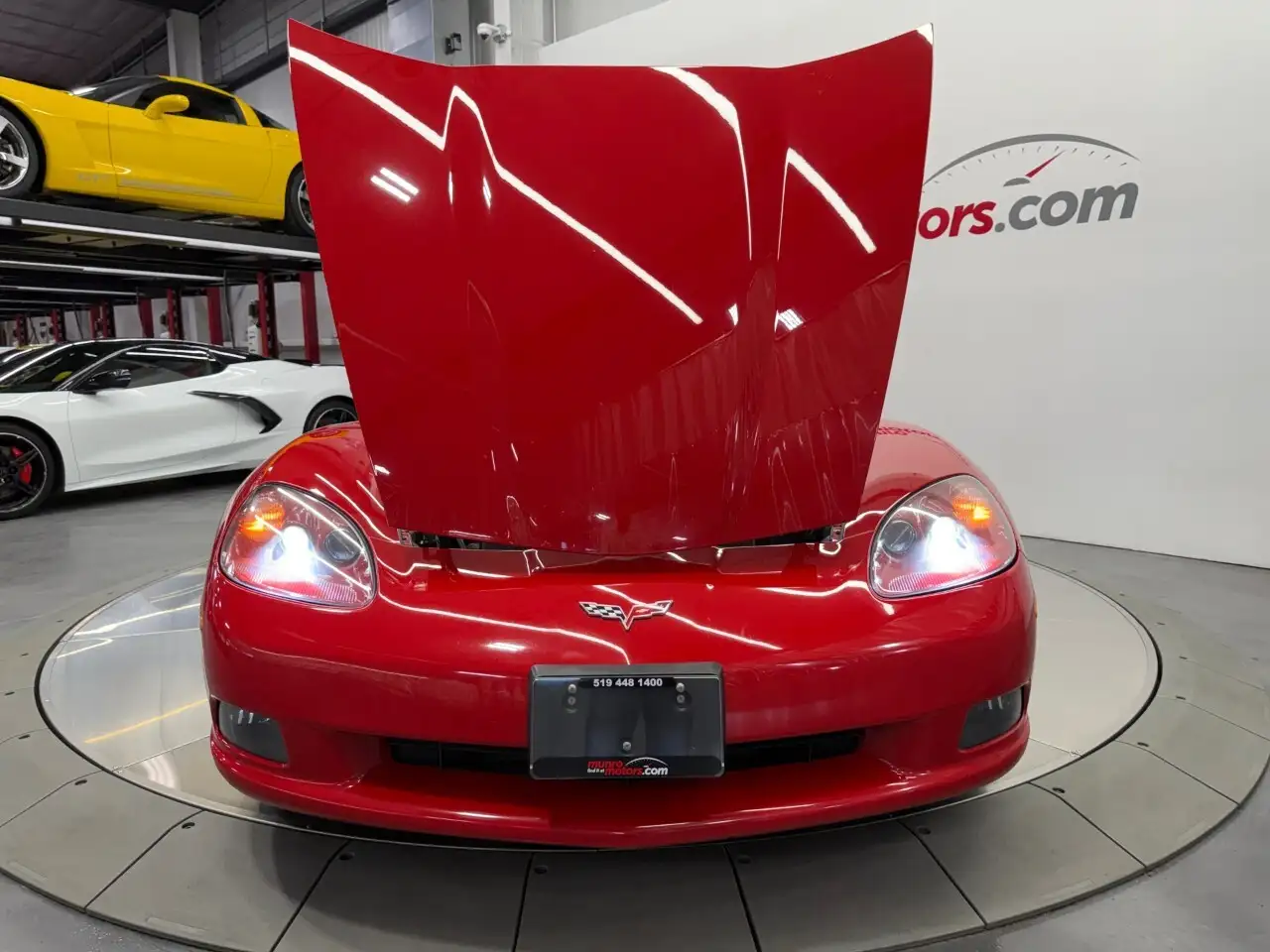 Chevrolet Corvette снимка Chevrolet Corvette