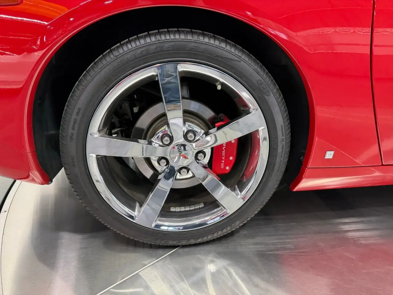 Chevrolet Corvette снимка Chevrolet Corvette
