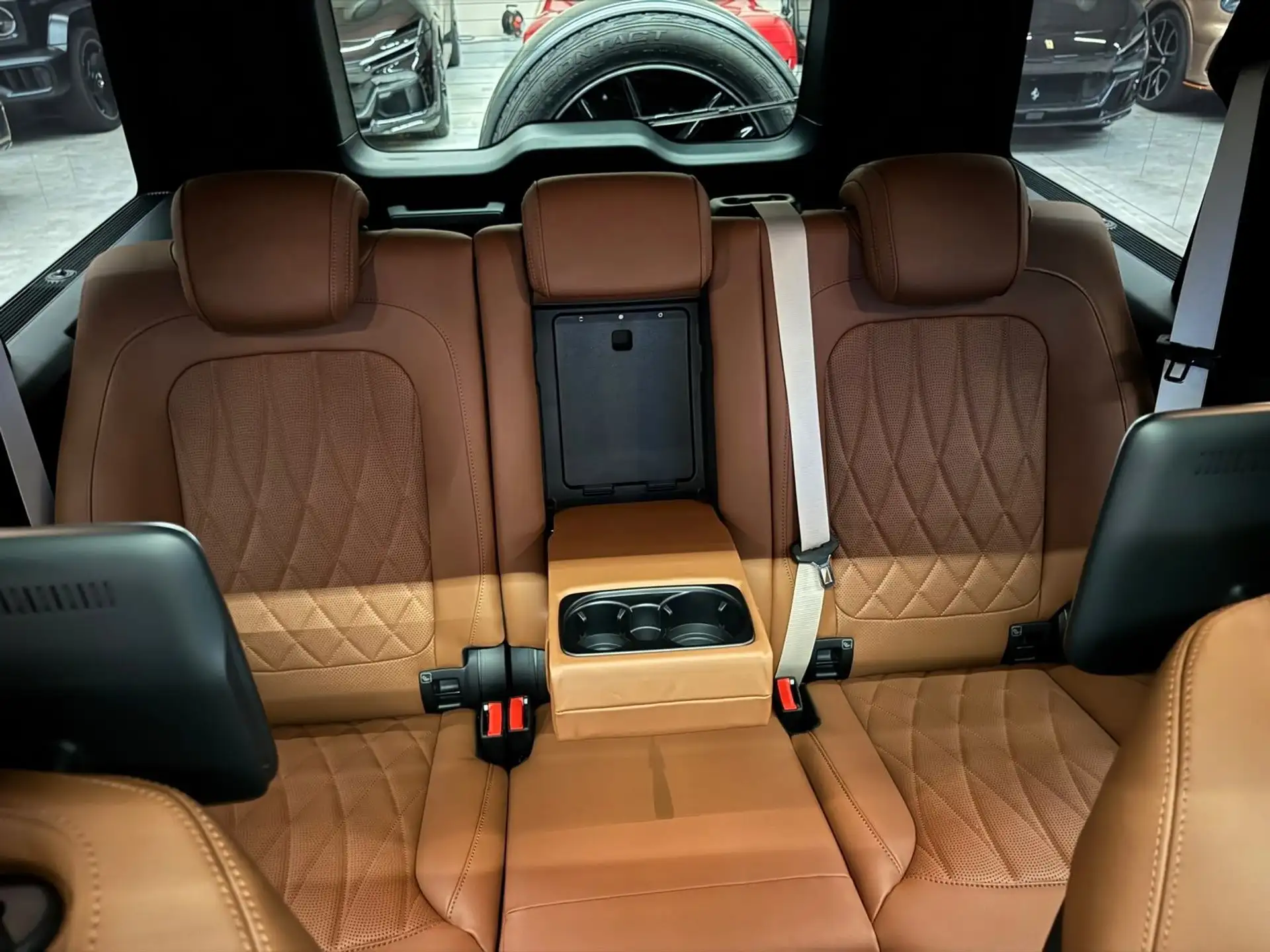 벤츠 G-Class G 63 AMG 2026 회색 사진 8