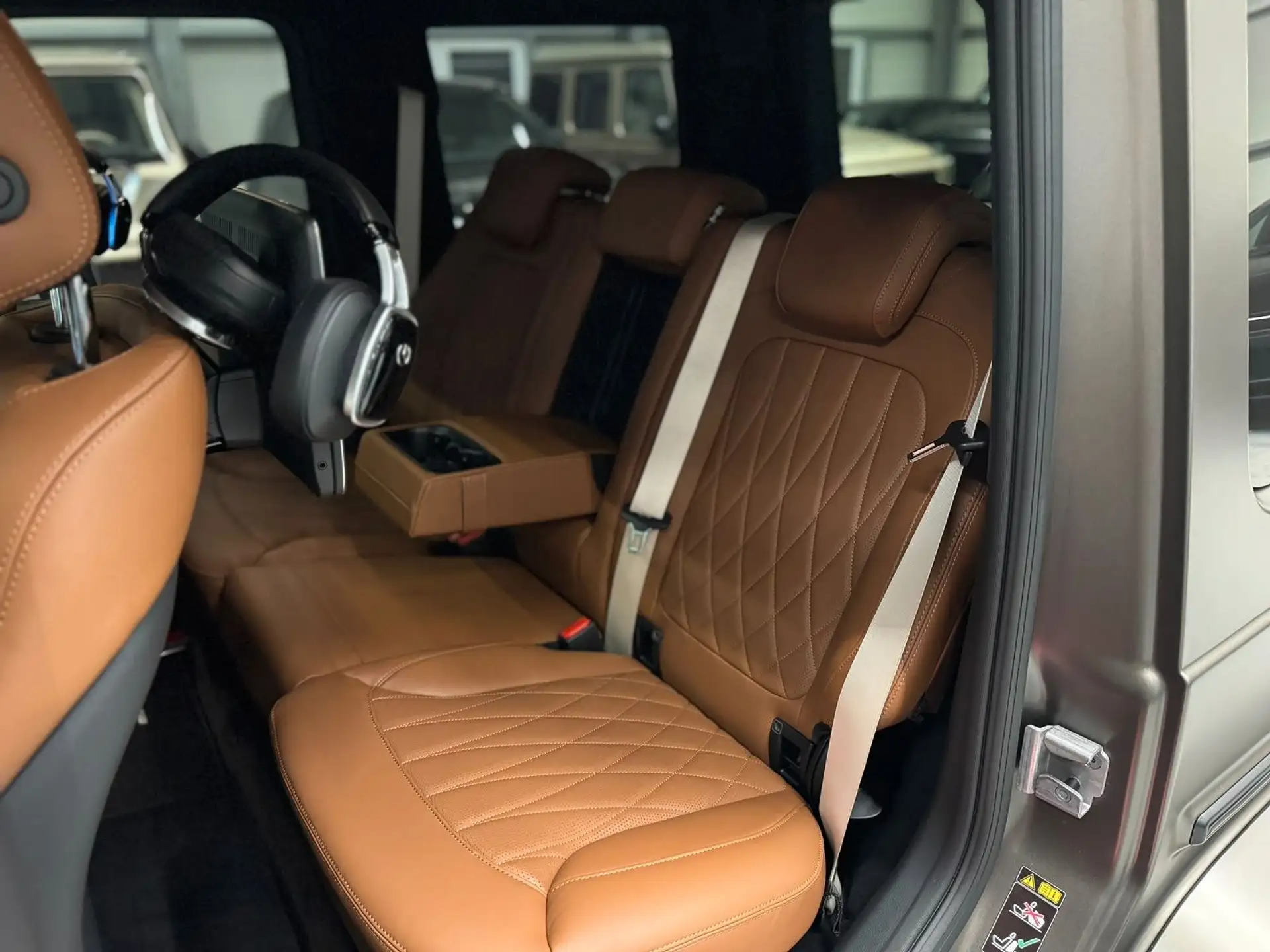 벤츠 G-Class G 63 AMG 2026 회색 사진 7