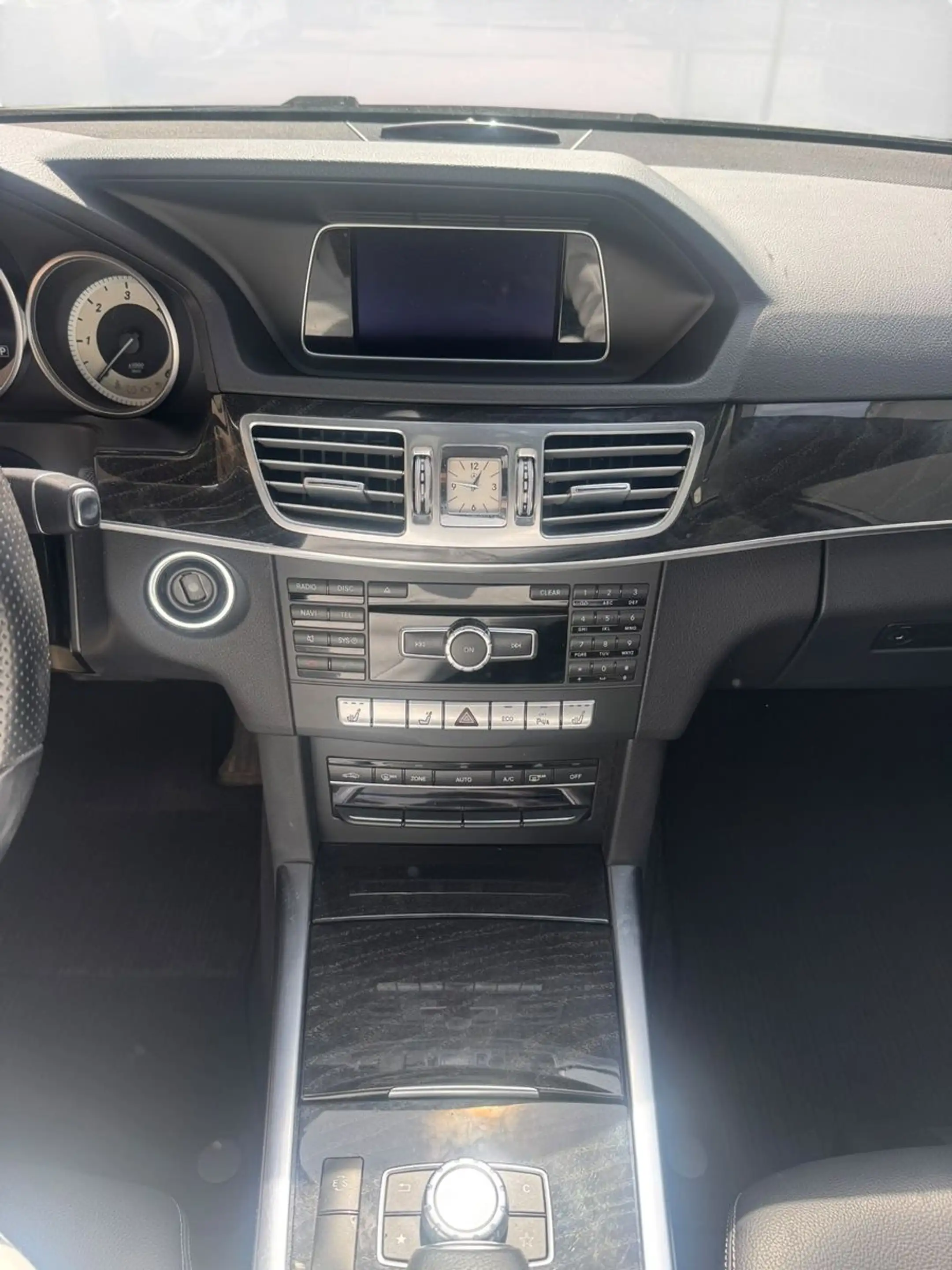 Mercedes-Benz E 250 T-Modell BlueTec |LEDER|2.HAND|EUR6 — photo 12