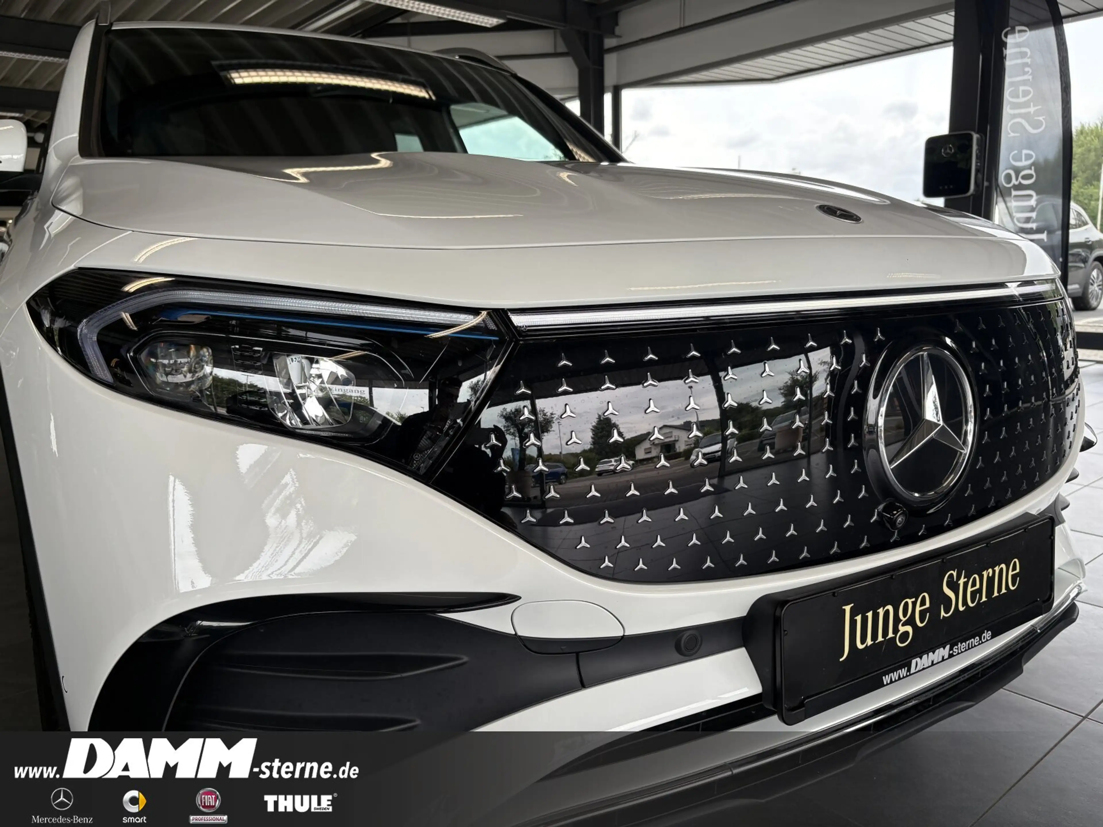 Mercedes-Benz EQB 350 EQB 350 4M AMG Premium/FAP/AHK/HUD/60M GA + Flex — photo 4