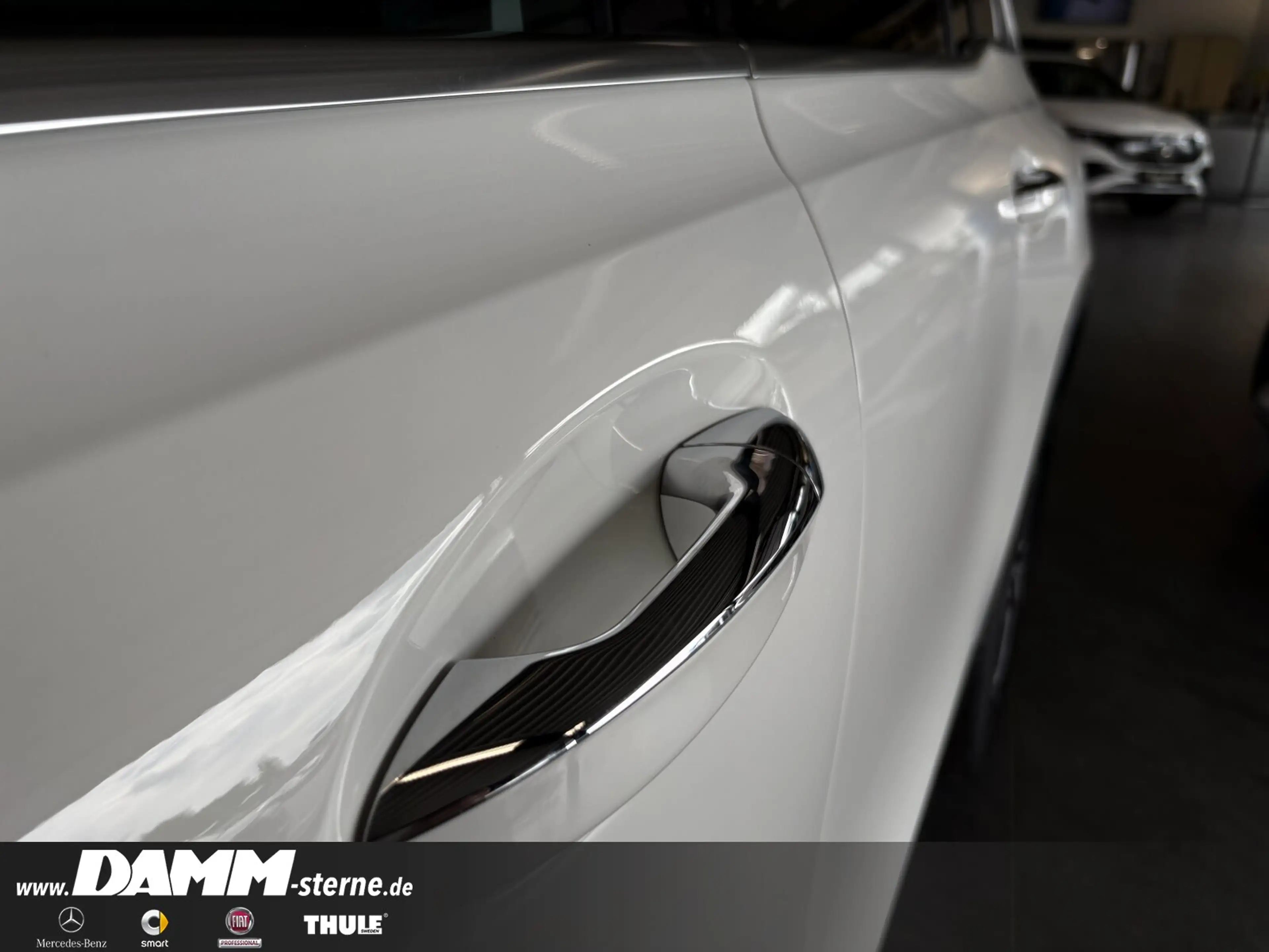 Mercedes-Benz EQB 350 EQB 350 4M AMG Premium/FAP/AHK/HUD/60M GA + Flex — photo 7