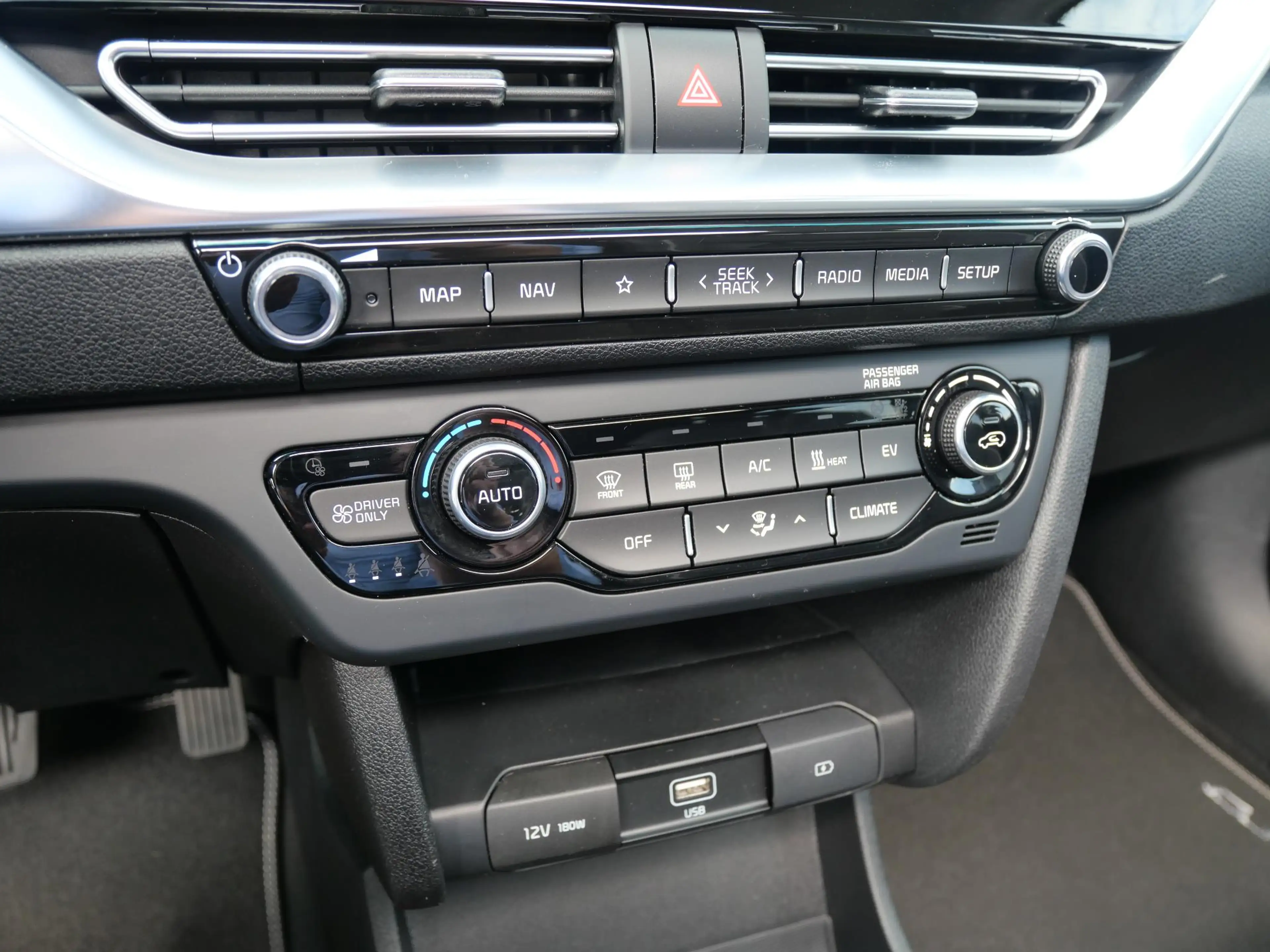 Kia e-Niro DynamicPlusLine 64 kWh | Cruise | Keyless | Navi | — photo 14