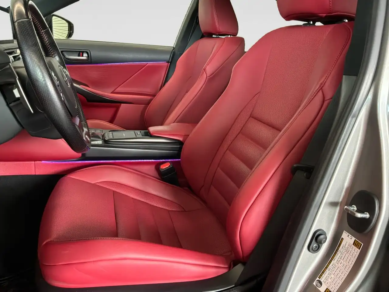 Lexus IS снимка Lexus IS